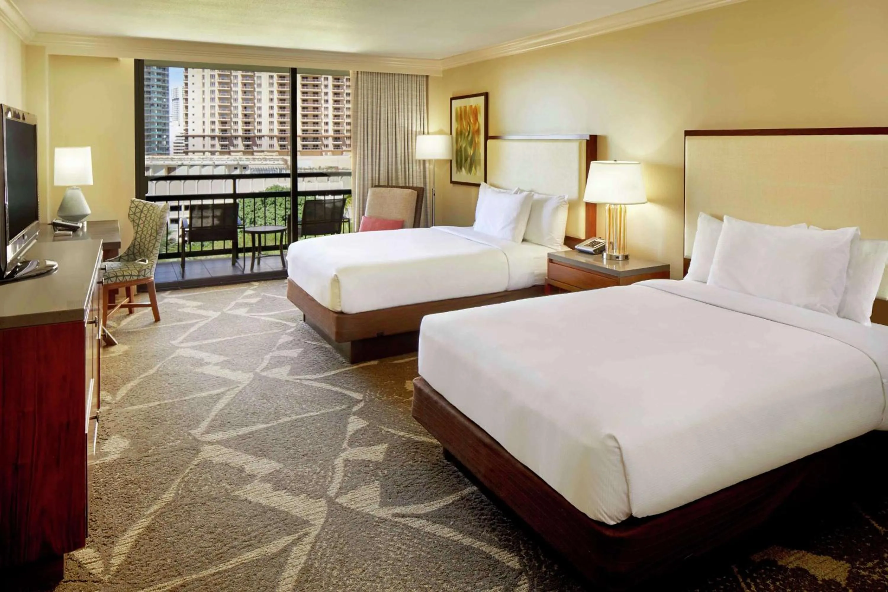 Bed in Hilton Hawaiian Village Waikiki Beach Resort