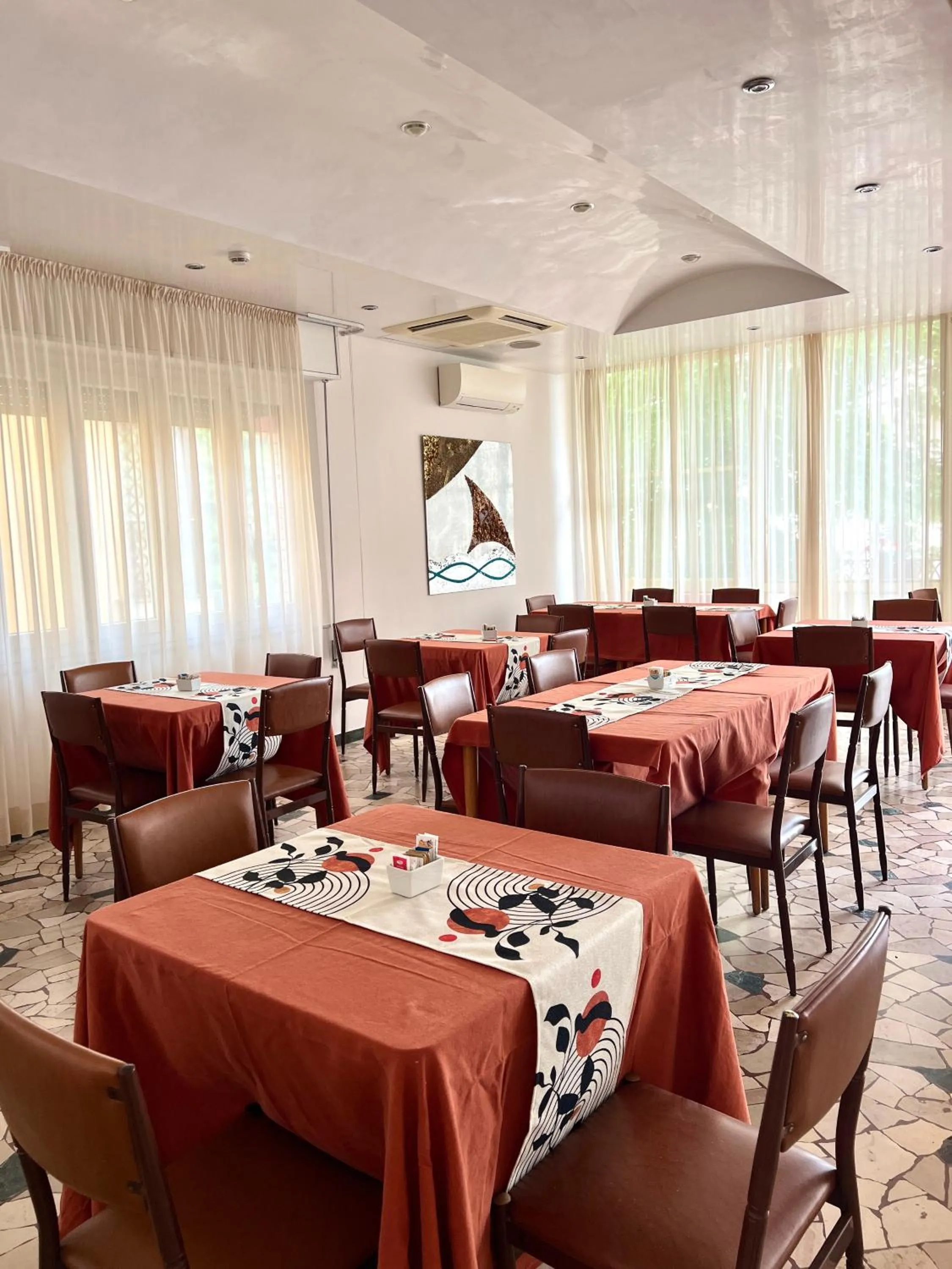 Restaurant/places to eat in Hotel B&B Ardea Rimini