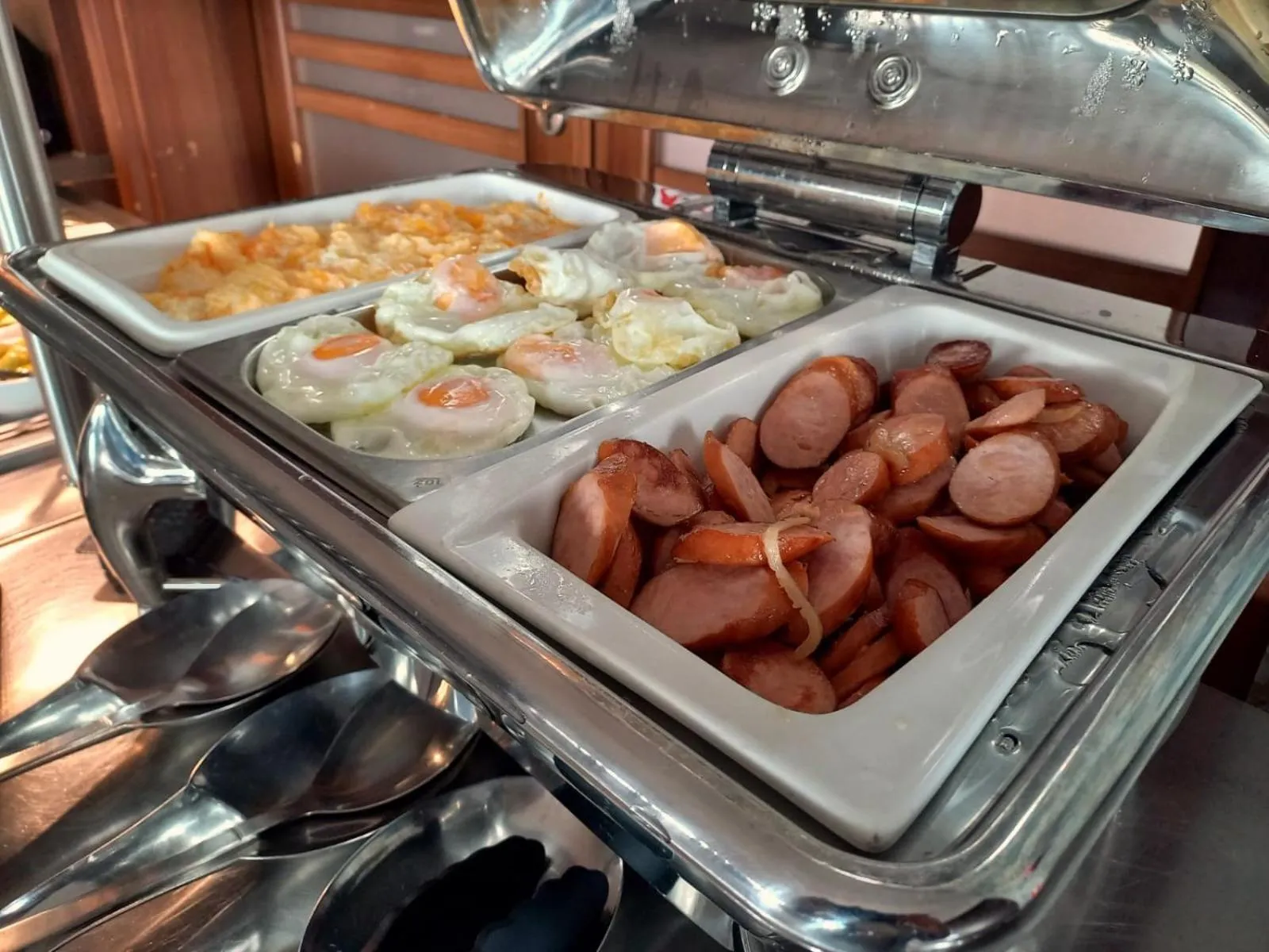 Breakfast in Hotel Esperanto