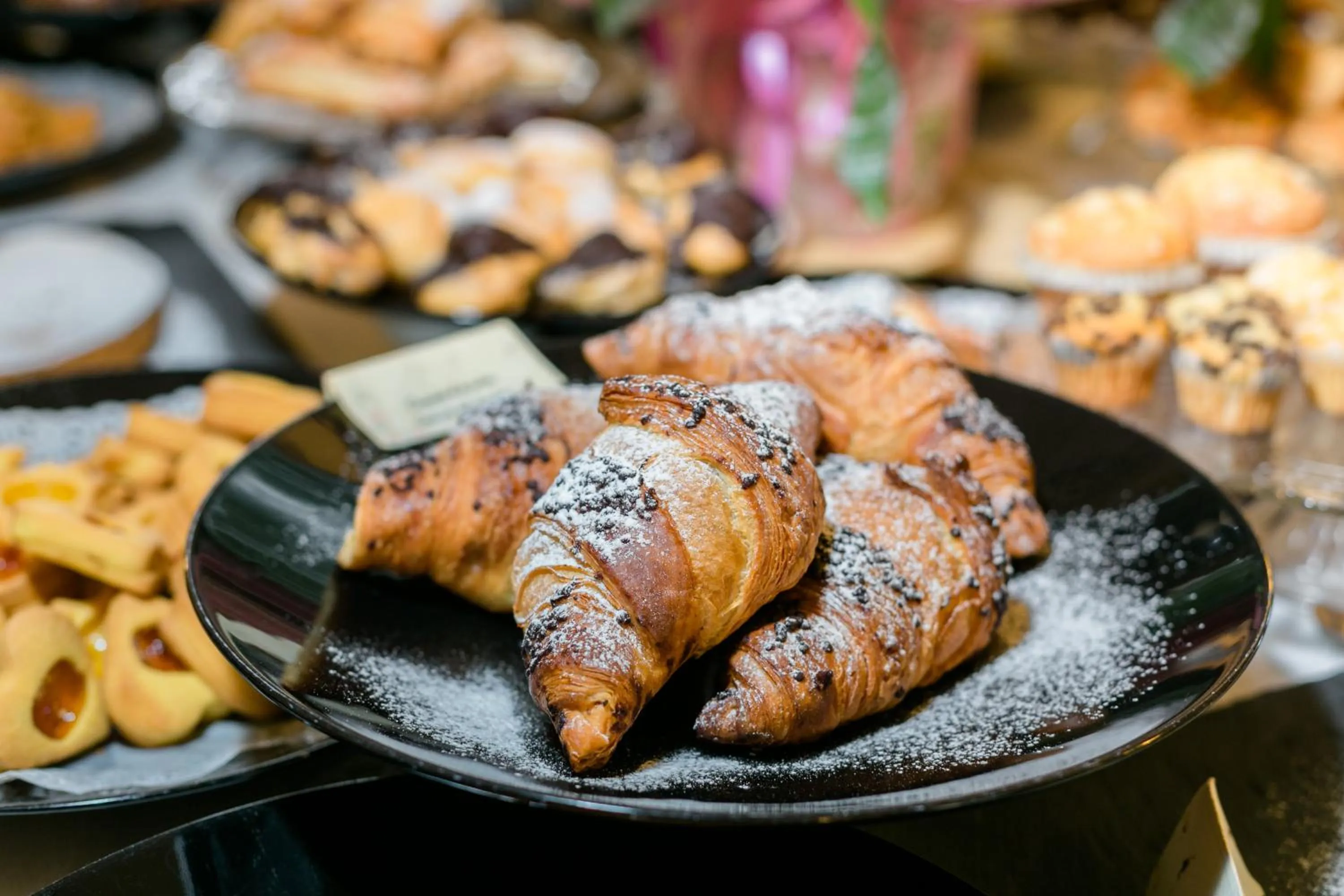 Continental breakfast in Hotel Pace