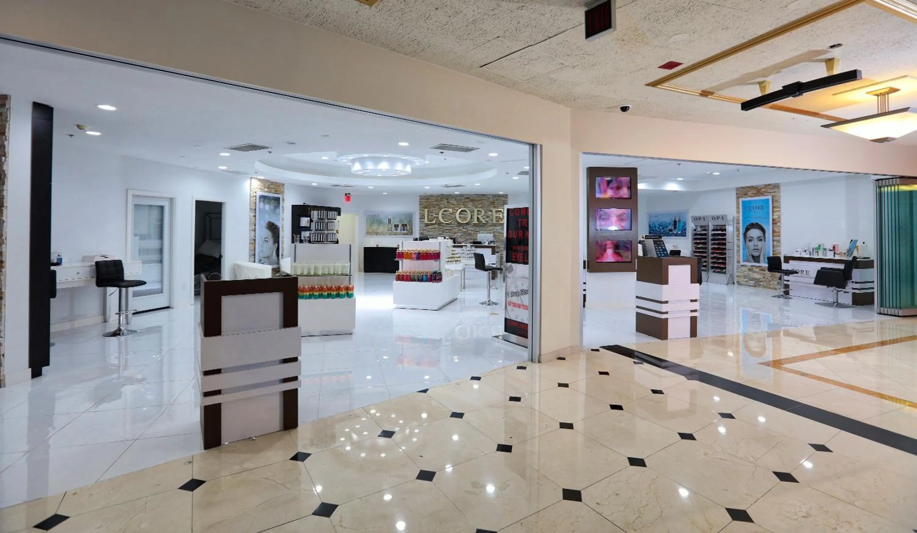 On-site shops in Westgate Las Vegas Resort and Casino