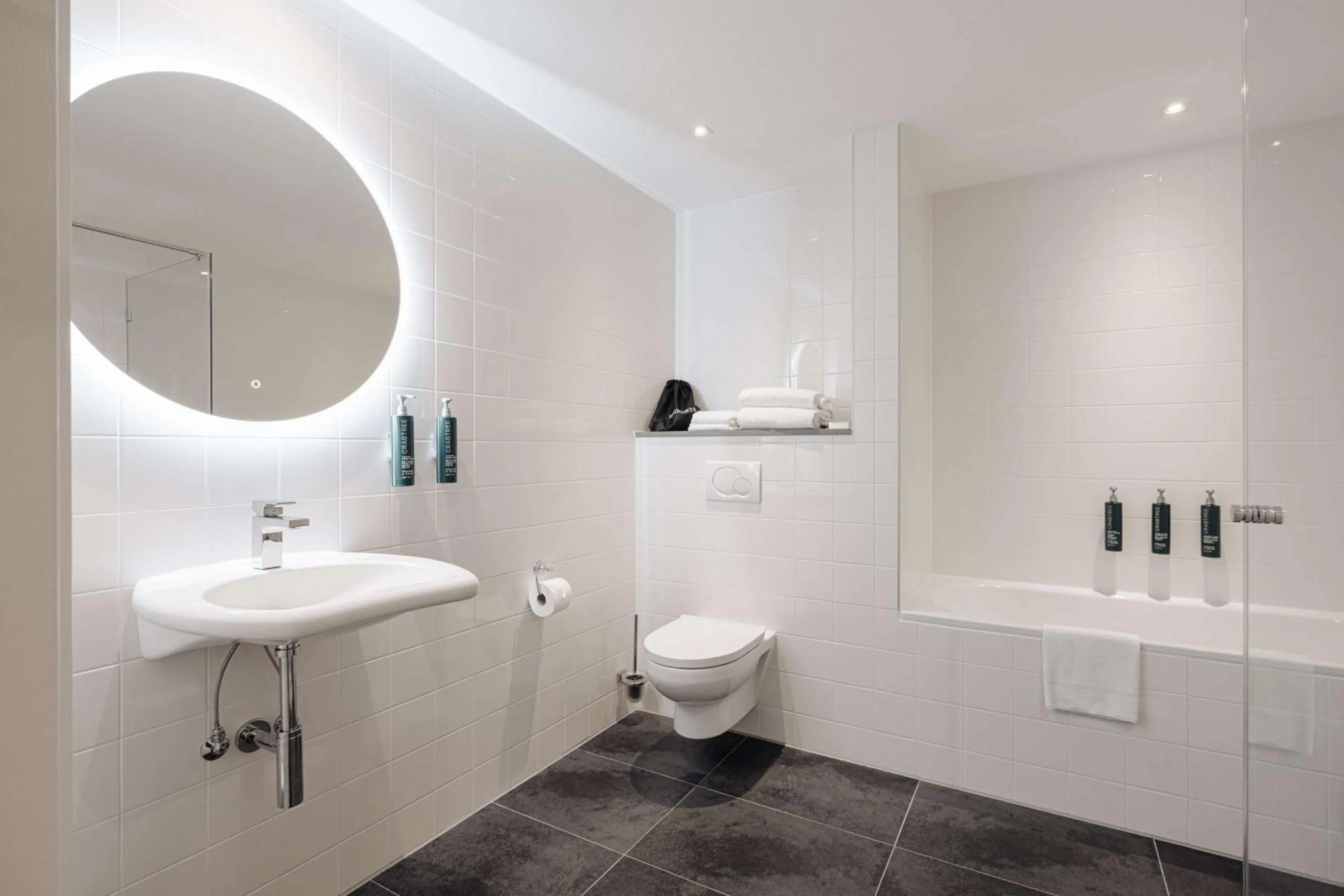 Bathroom in DoubleTree by Hilton Amsterdam Centraal Station