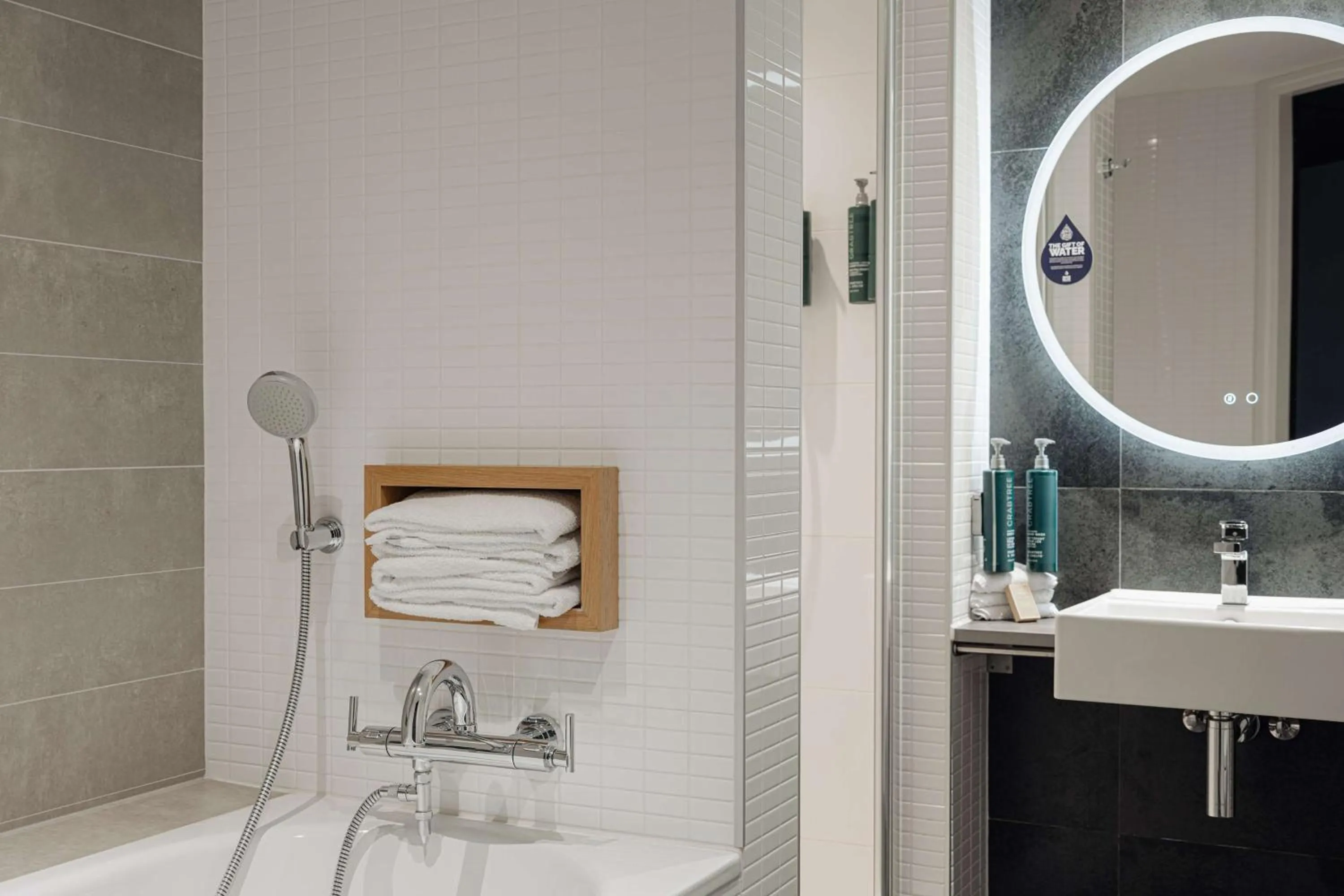 Bathroom in DoubleTree by Hilton Amsterdam Centraal Station