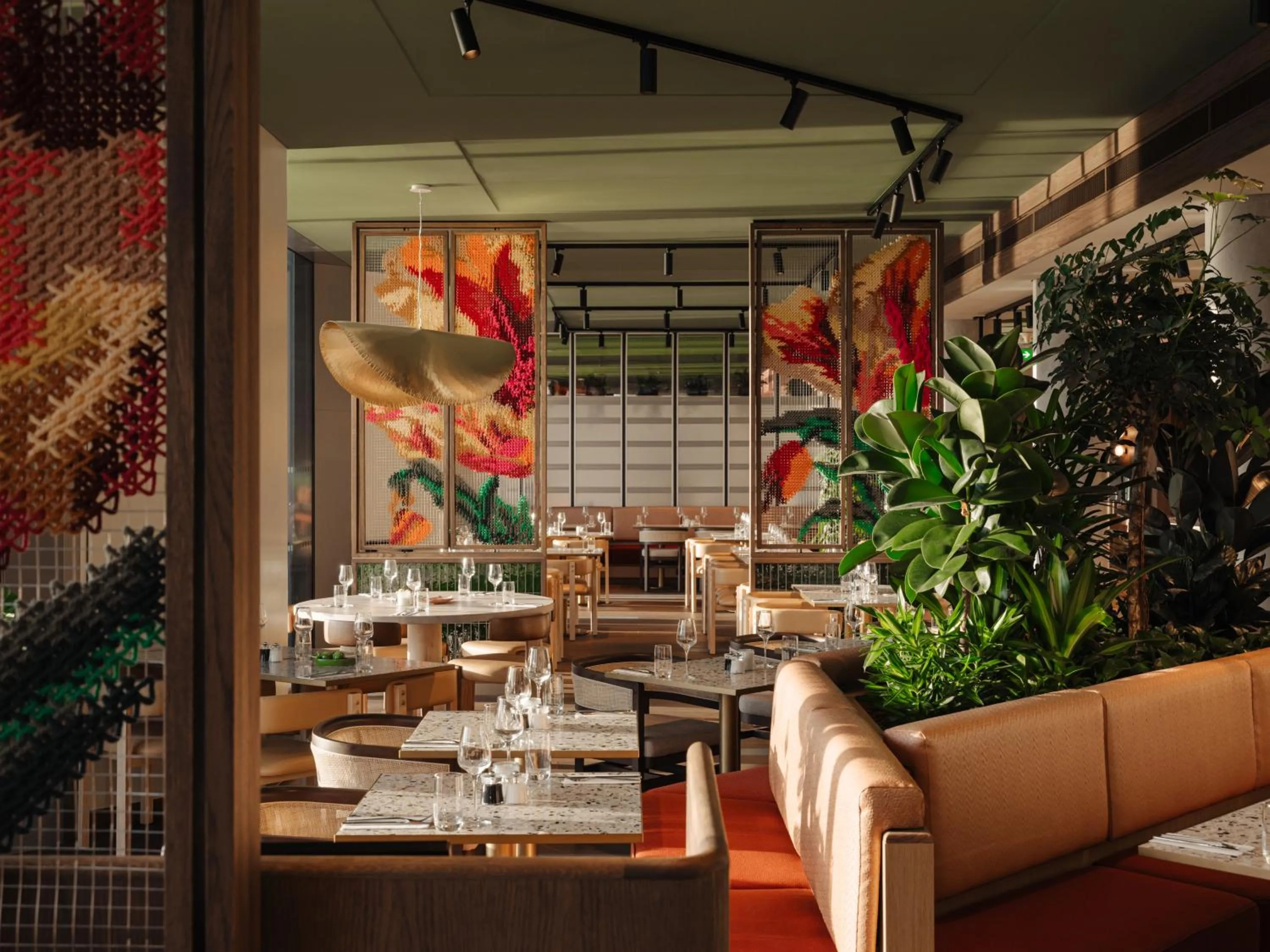 Restaurant/places to eat in DoubleTree by Hilton Amsterdam Centraal Station