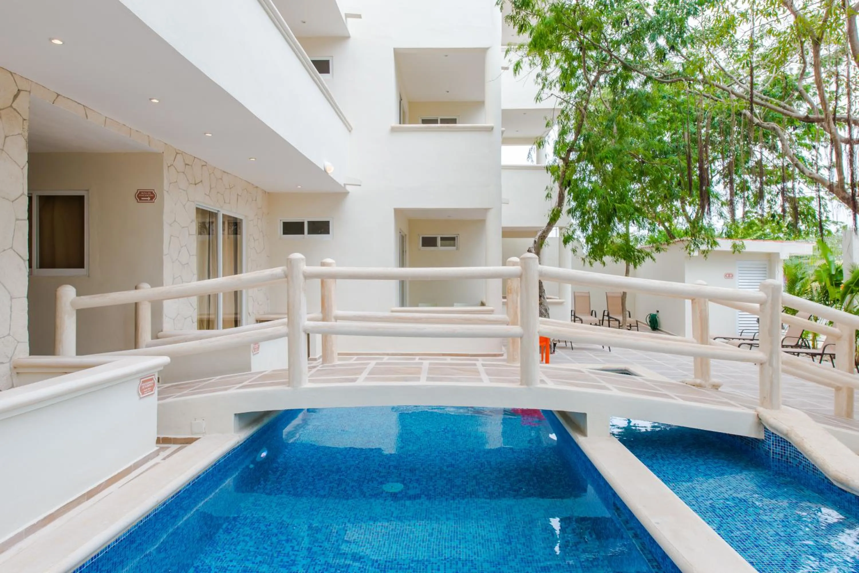 Swimming pool in Condo Casa del Arbol