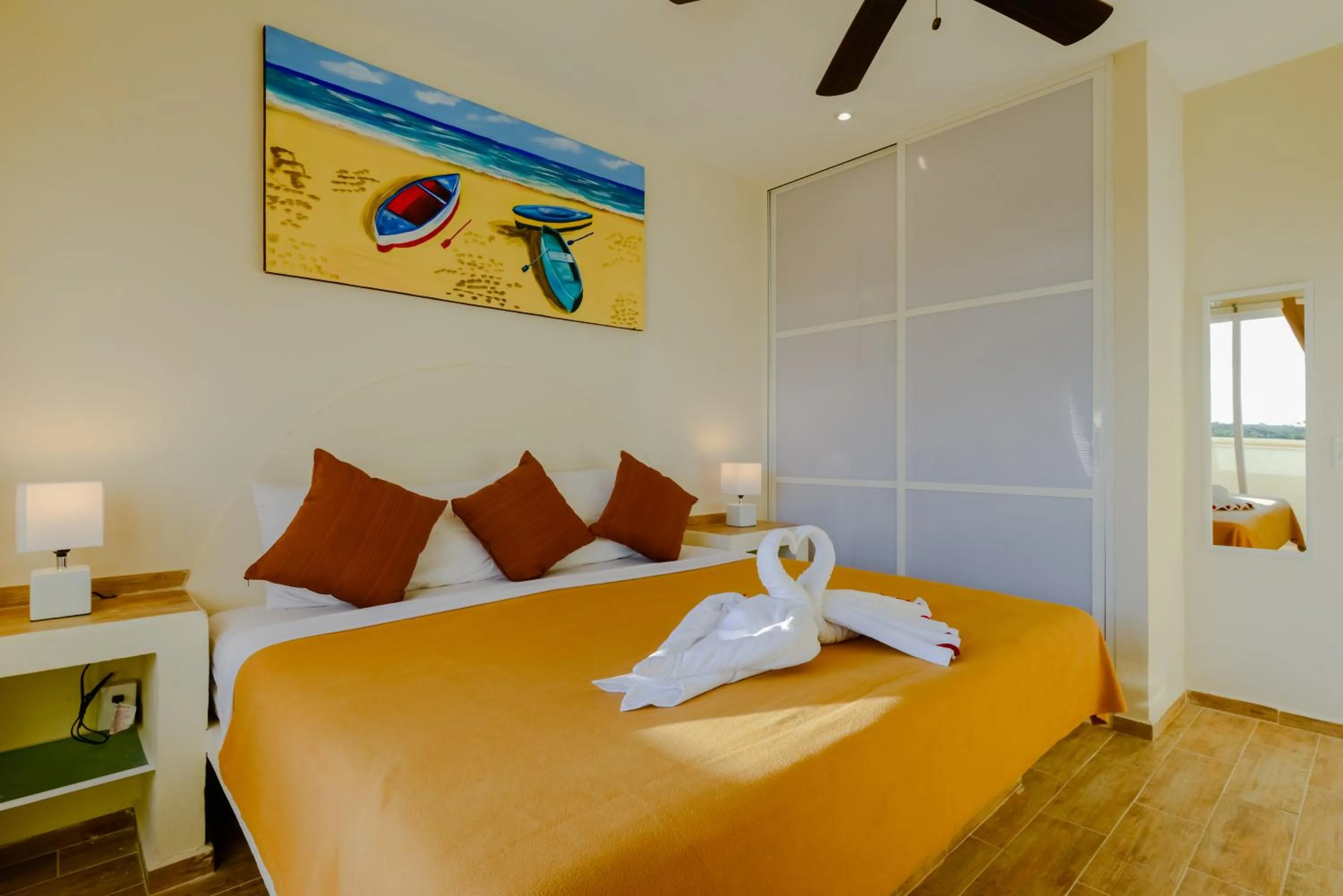 Bed in Condo Casa del Arbol