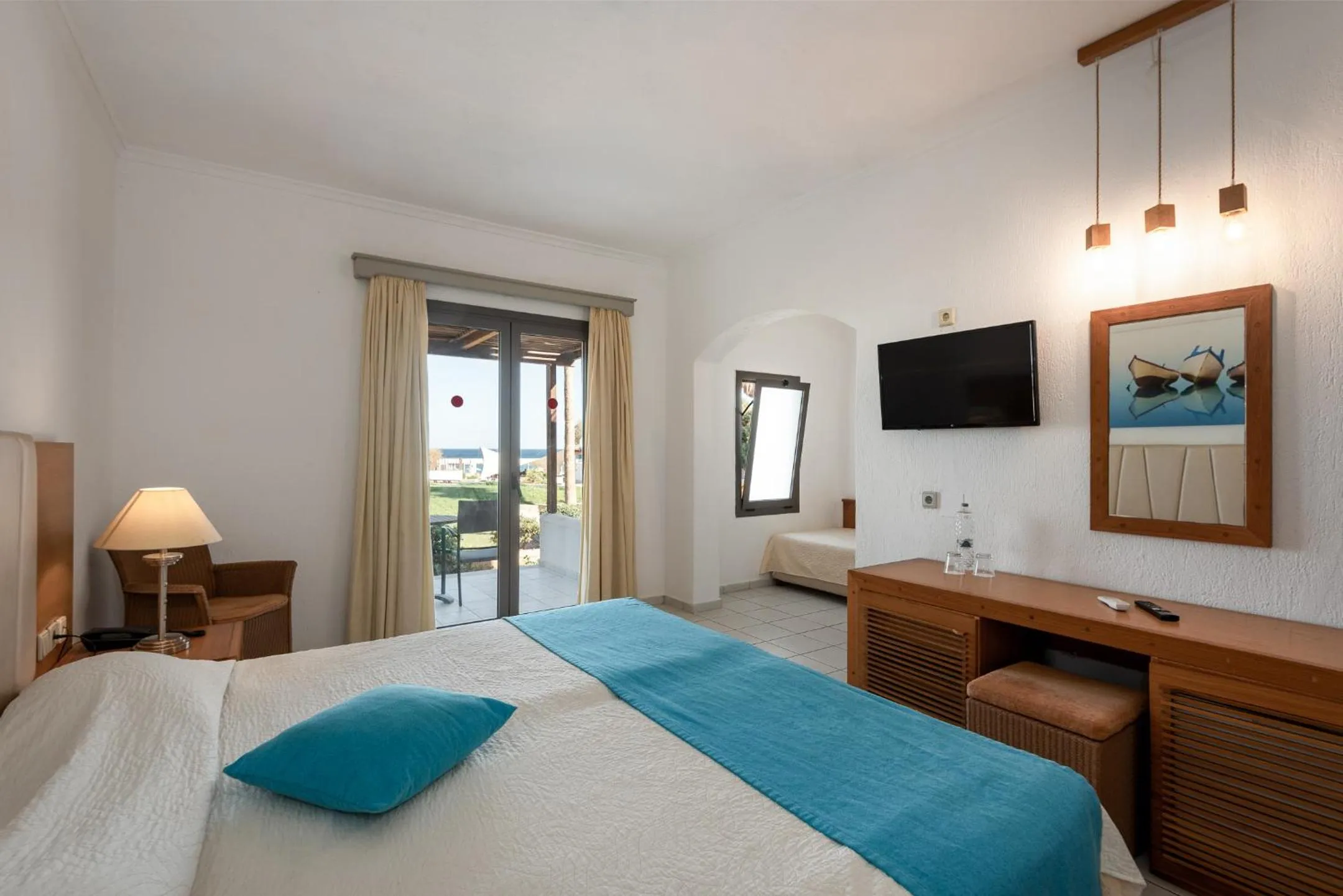 Bedroom, Bed in Annabelle Beach Resort