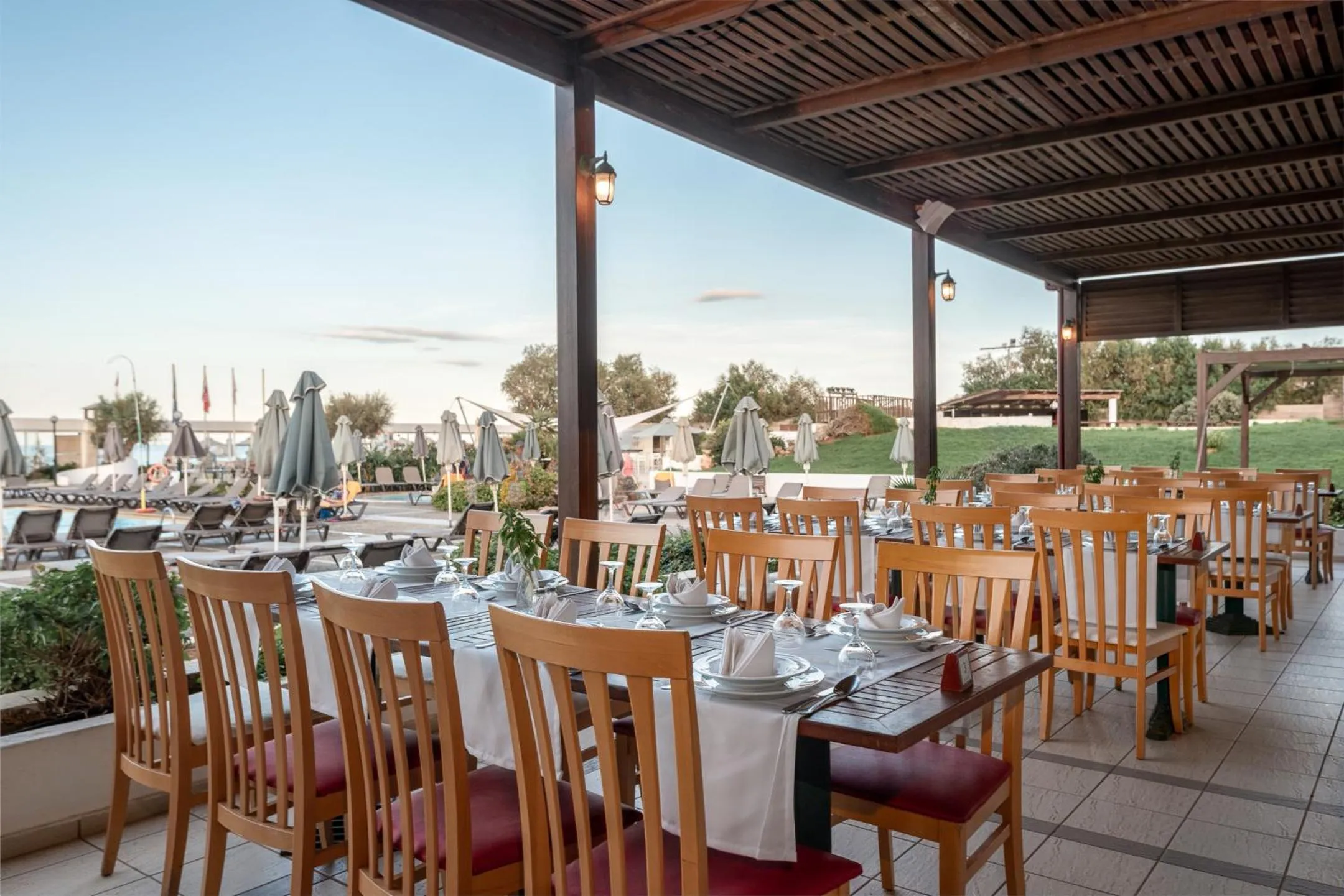 Restaurant/places to eat in Annabelle Beach Resort