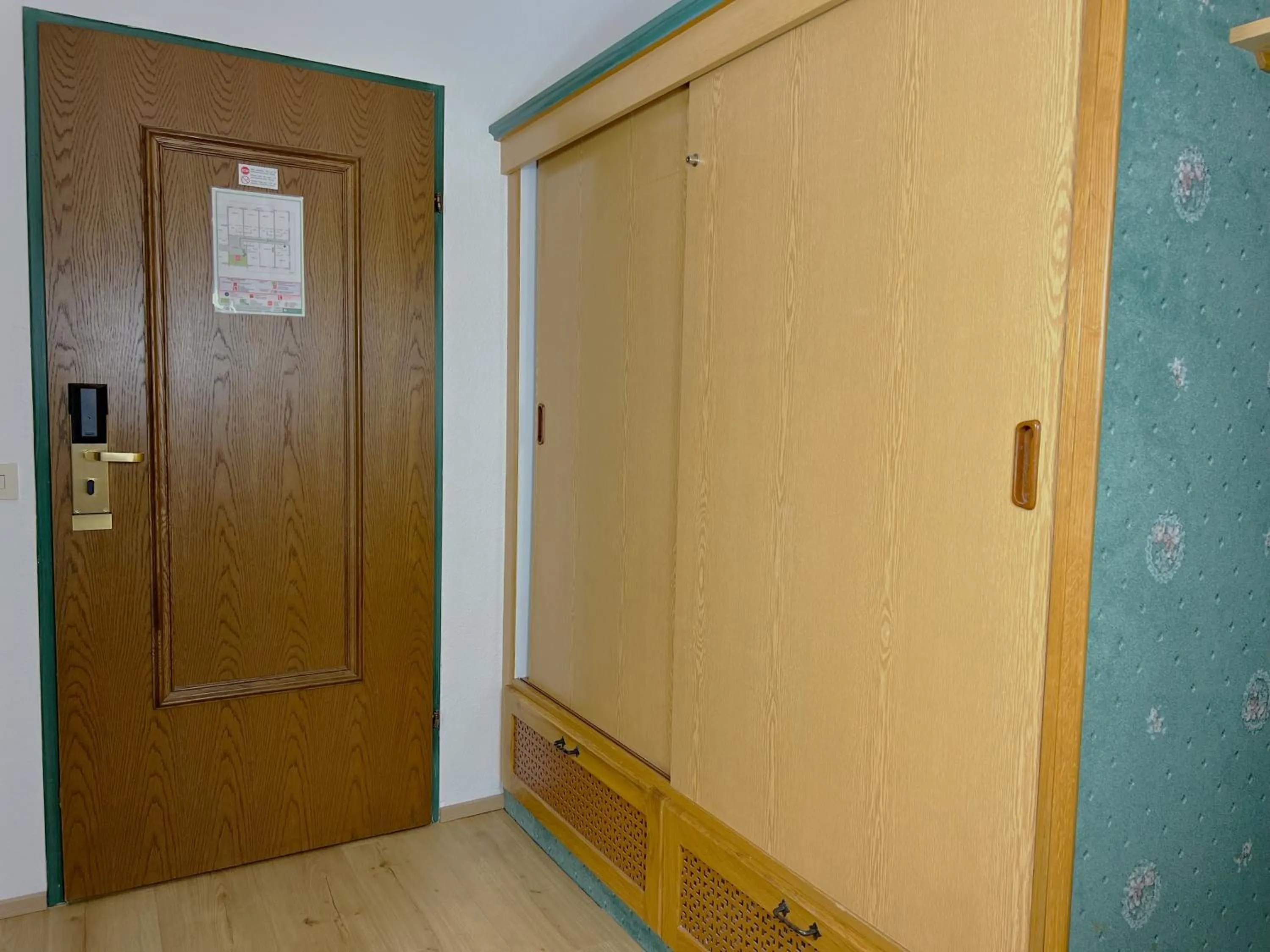 Photo of the whole room in Mountain Hotel & Hostel