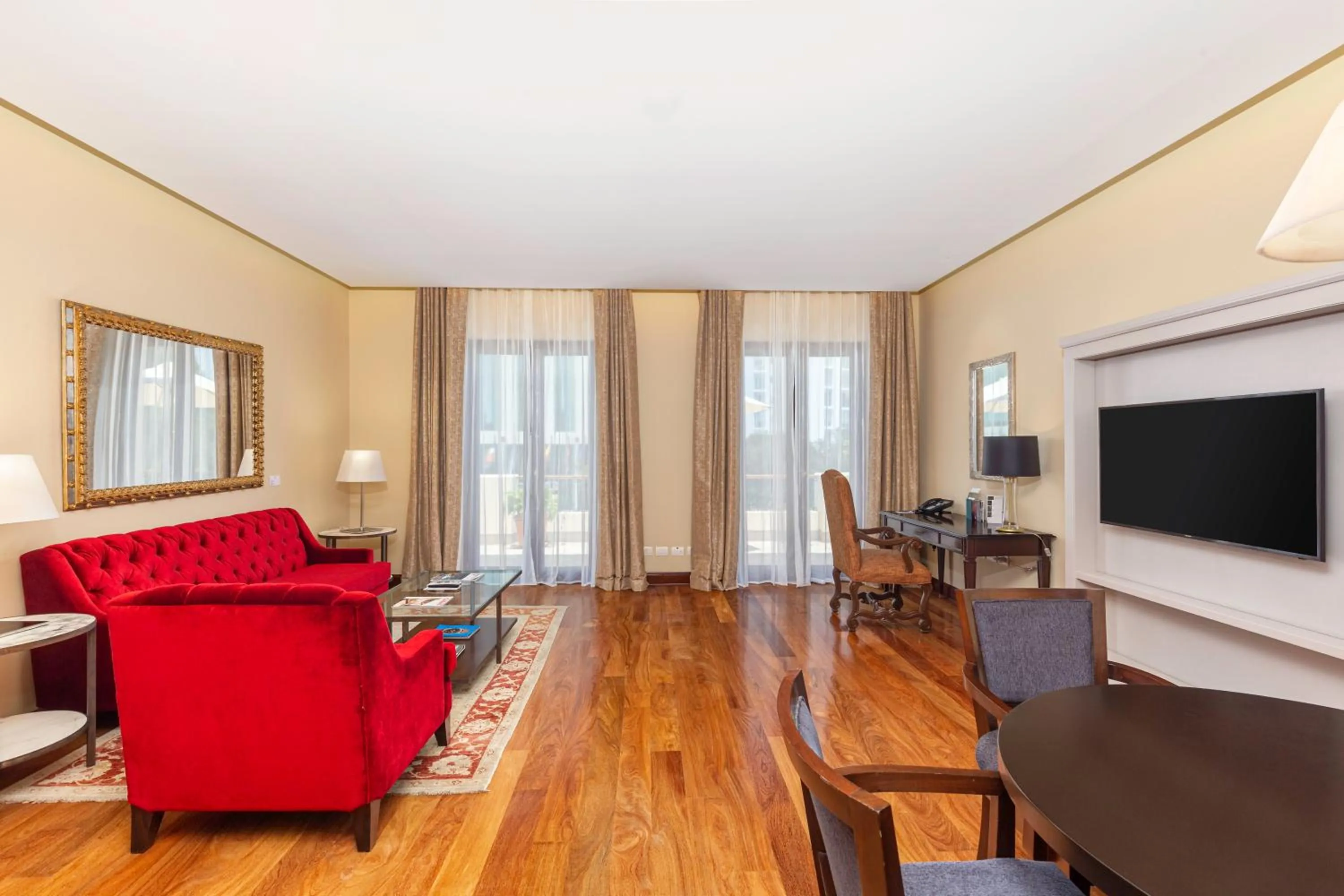 TV and multimedia in Country Club Lima Hotel – The Leading Hotels of the World