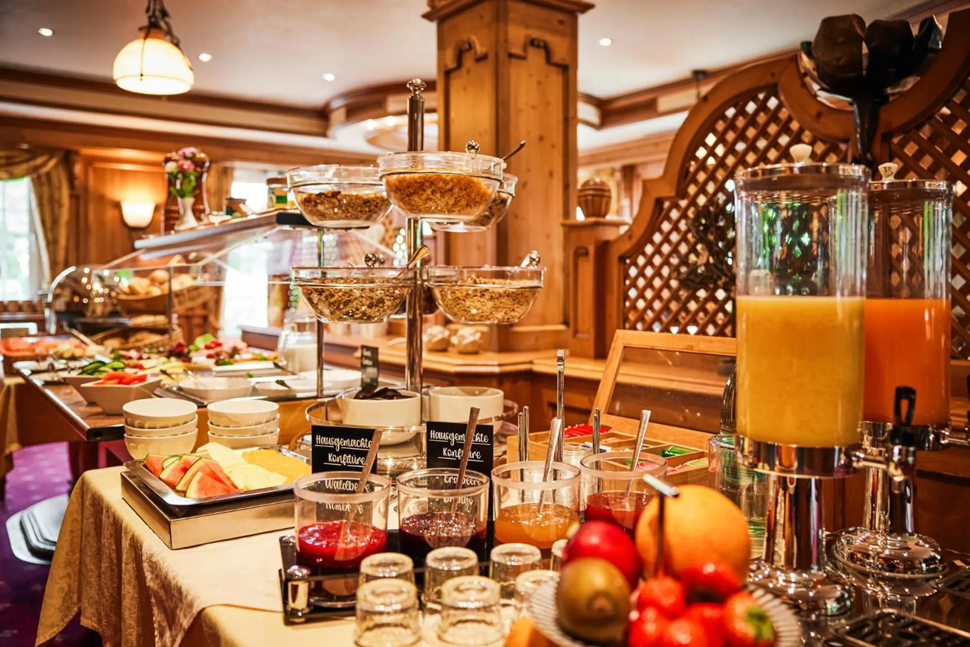 Buffet breakfast in Landhaus Lenneper-Führt