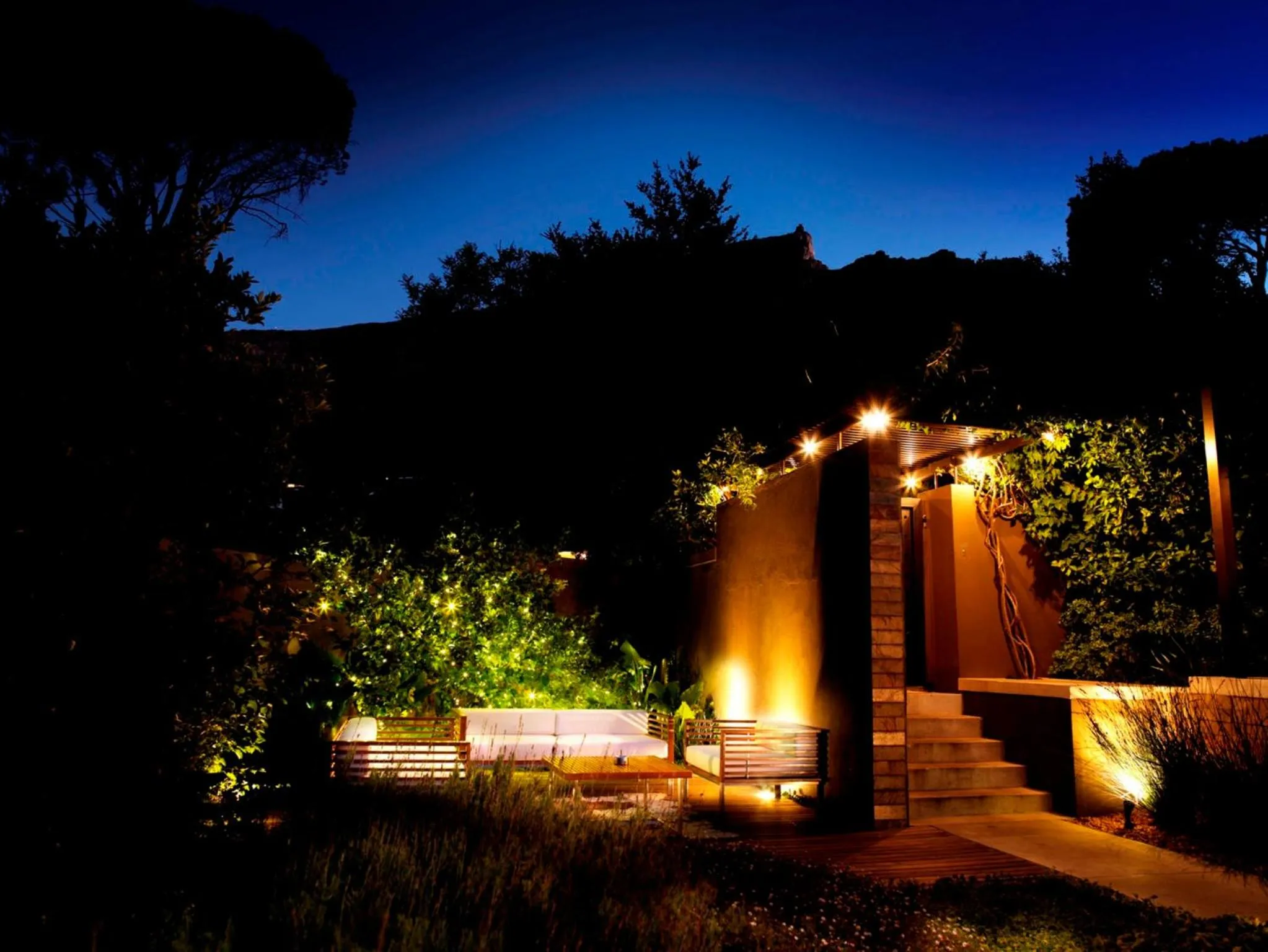 Night in Kensington Place