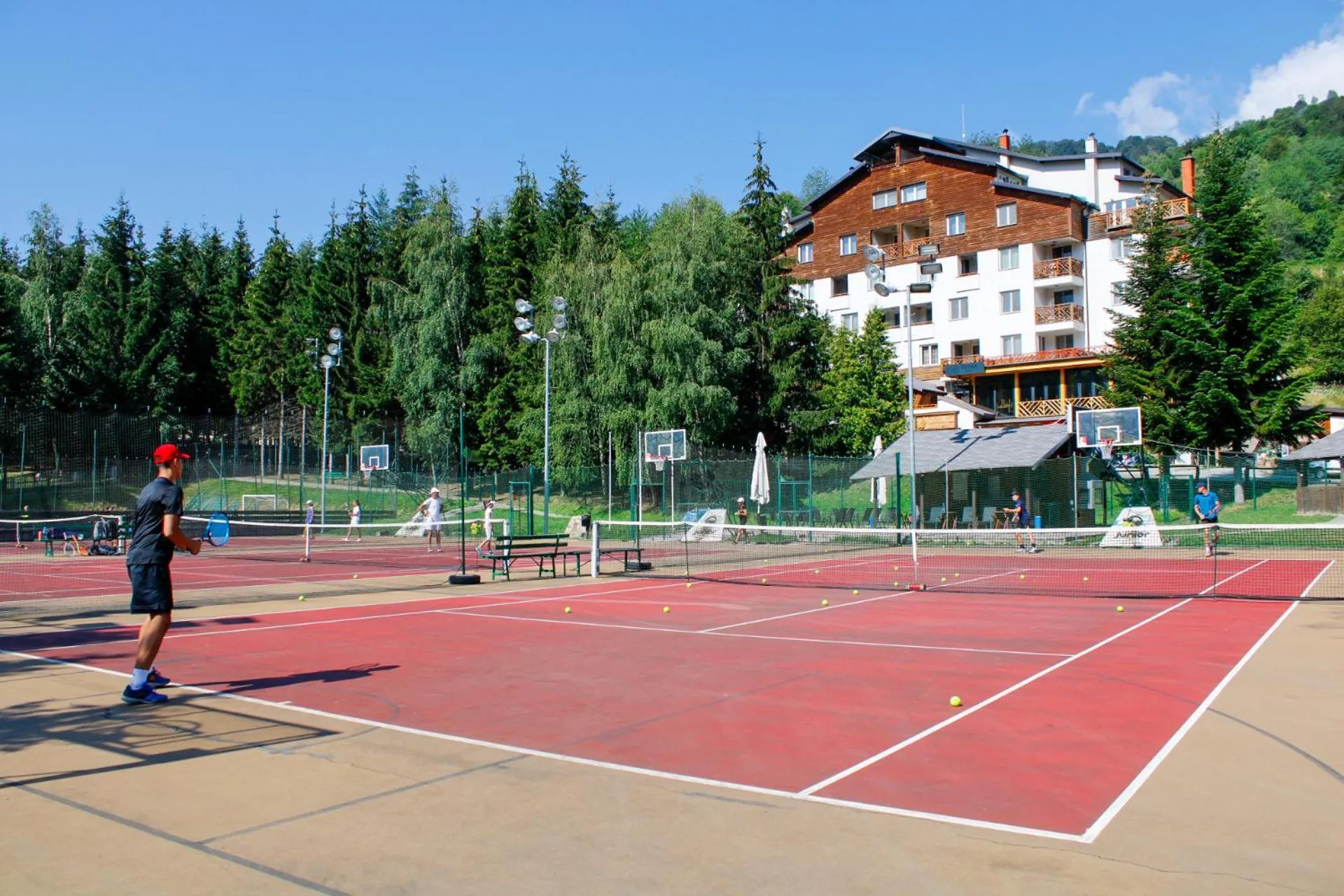 Tennis court in Hotel Junior