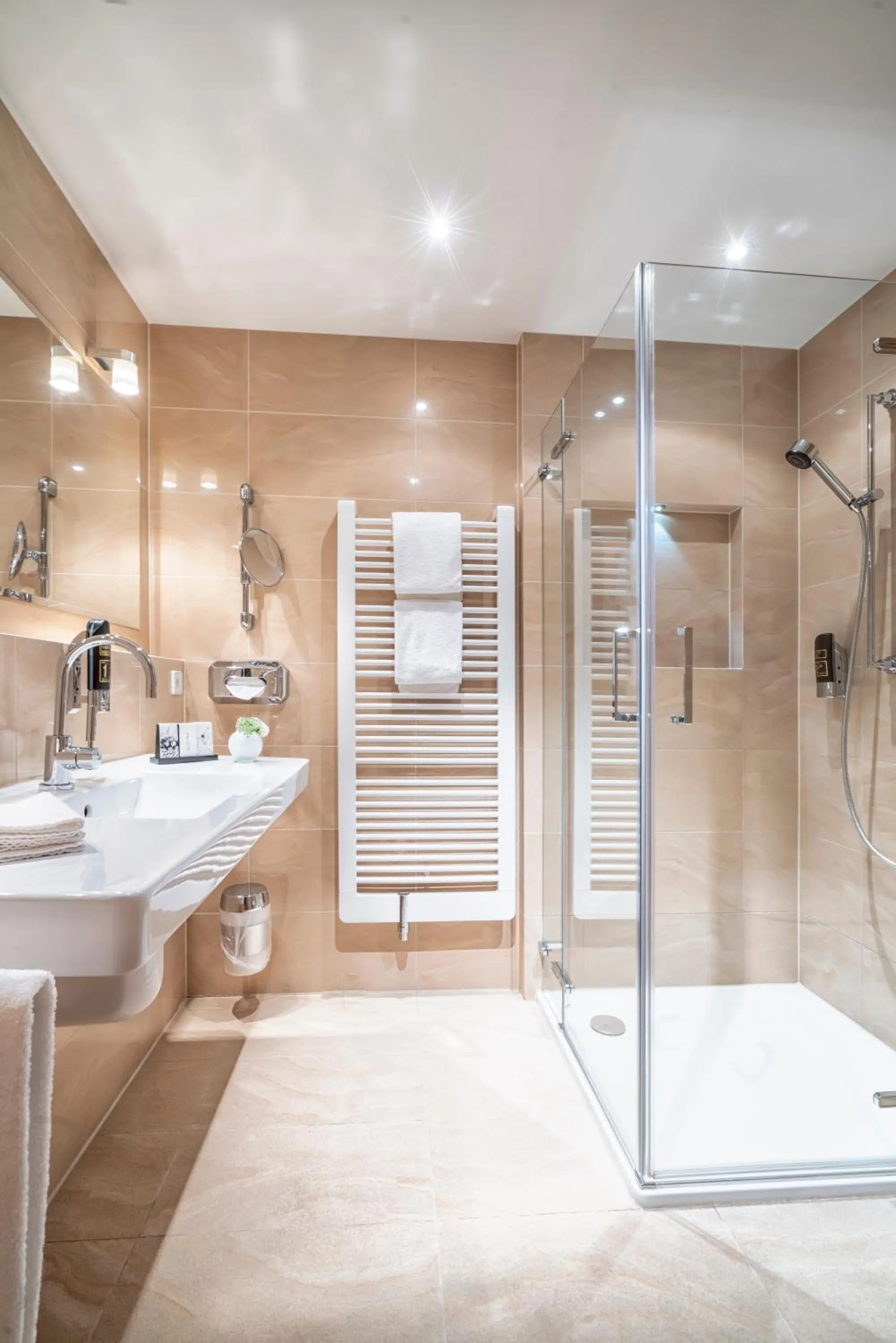 Bathroom in Hotel Sonne