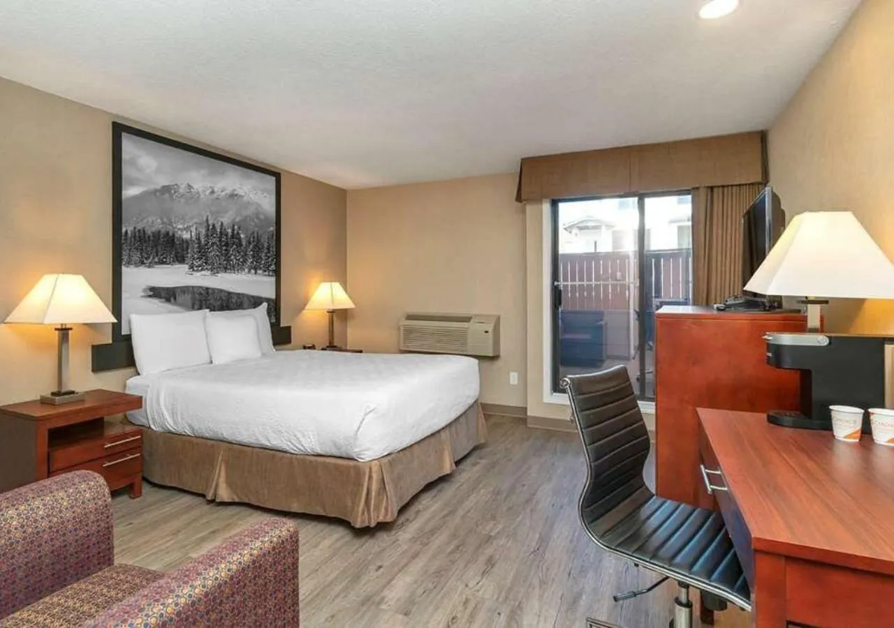 Bedroom, Bed in Quality Inn & Suites