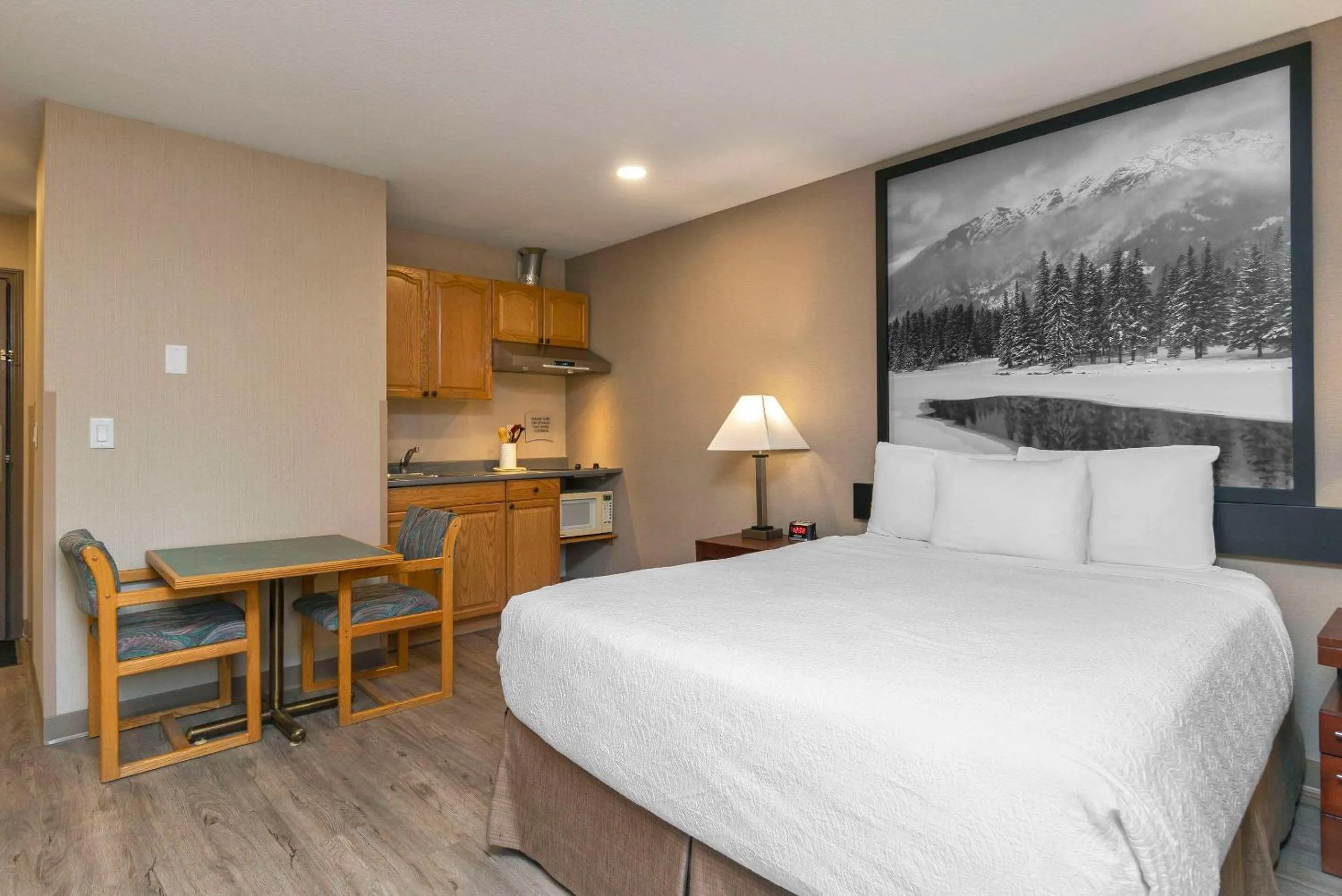 Bedroom, Bed in Quality Inn & Suites