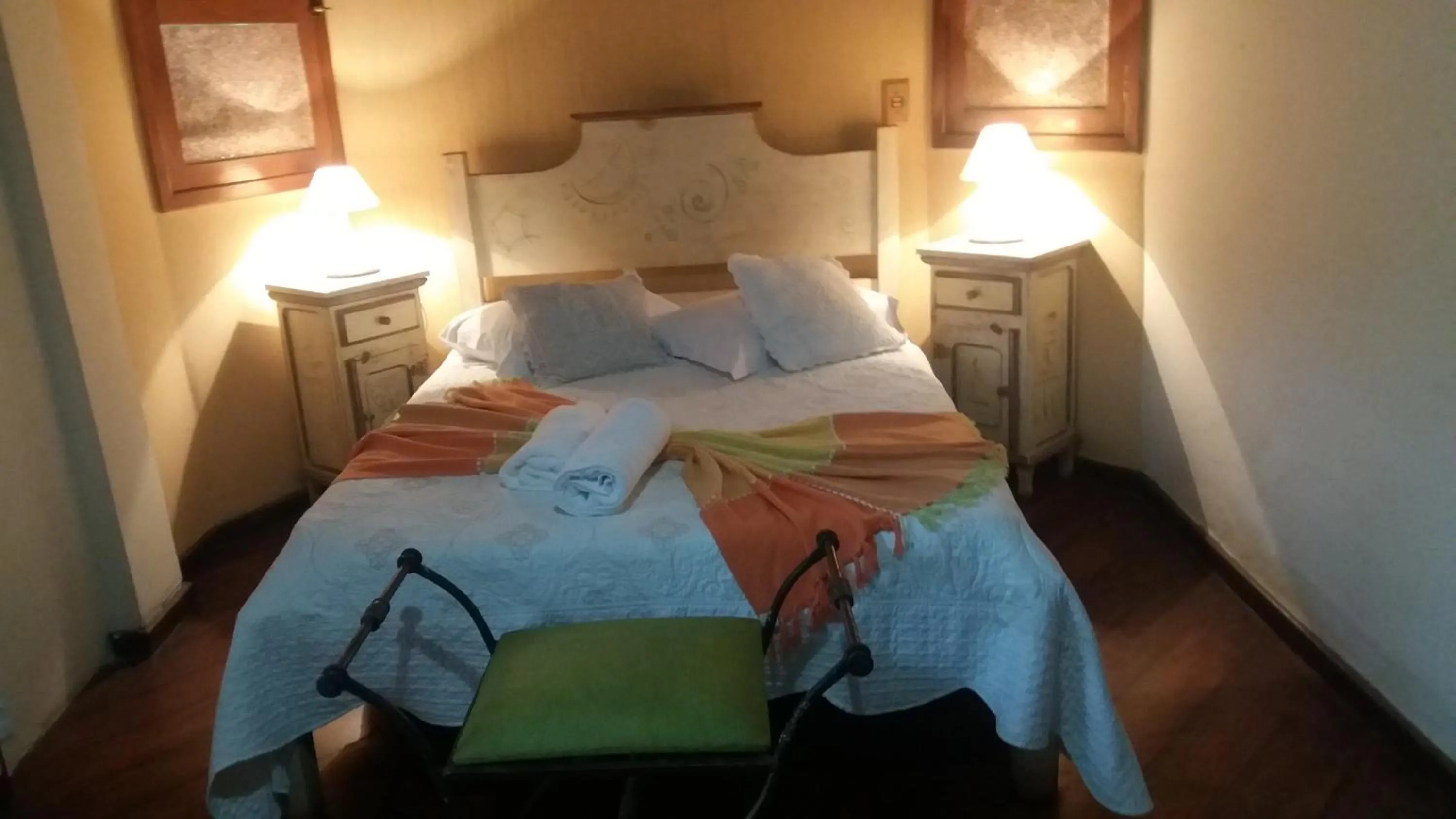 Photo of the whole room, Bed in Vista Linda Hotel