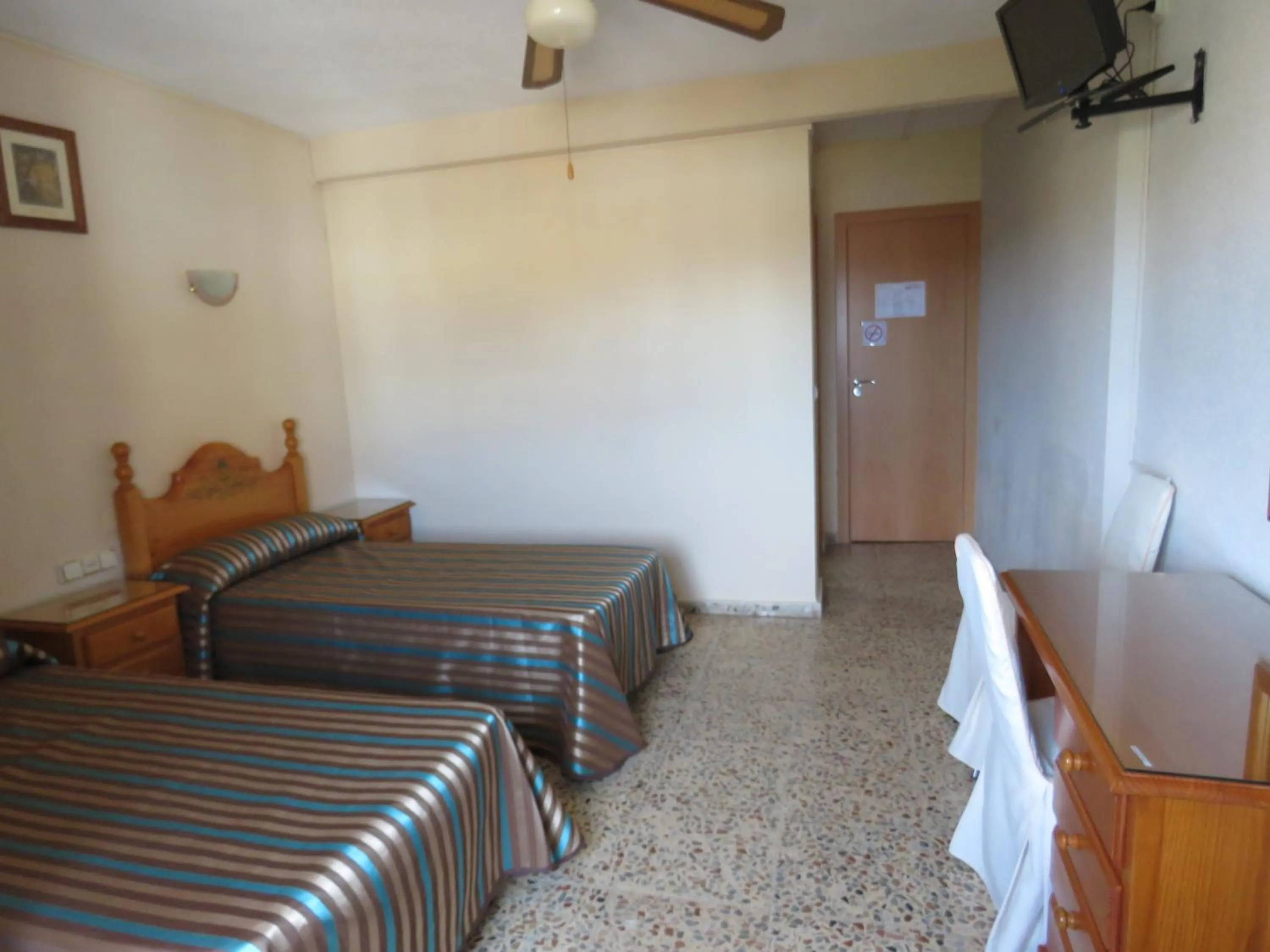 Photo of the whole room, Bed in Hotel Alain