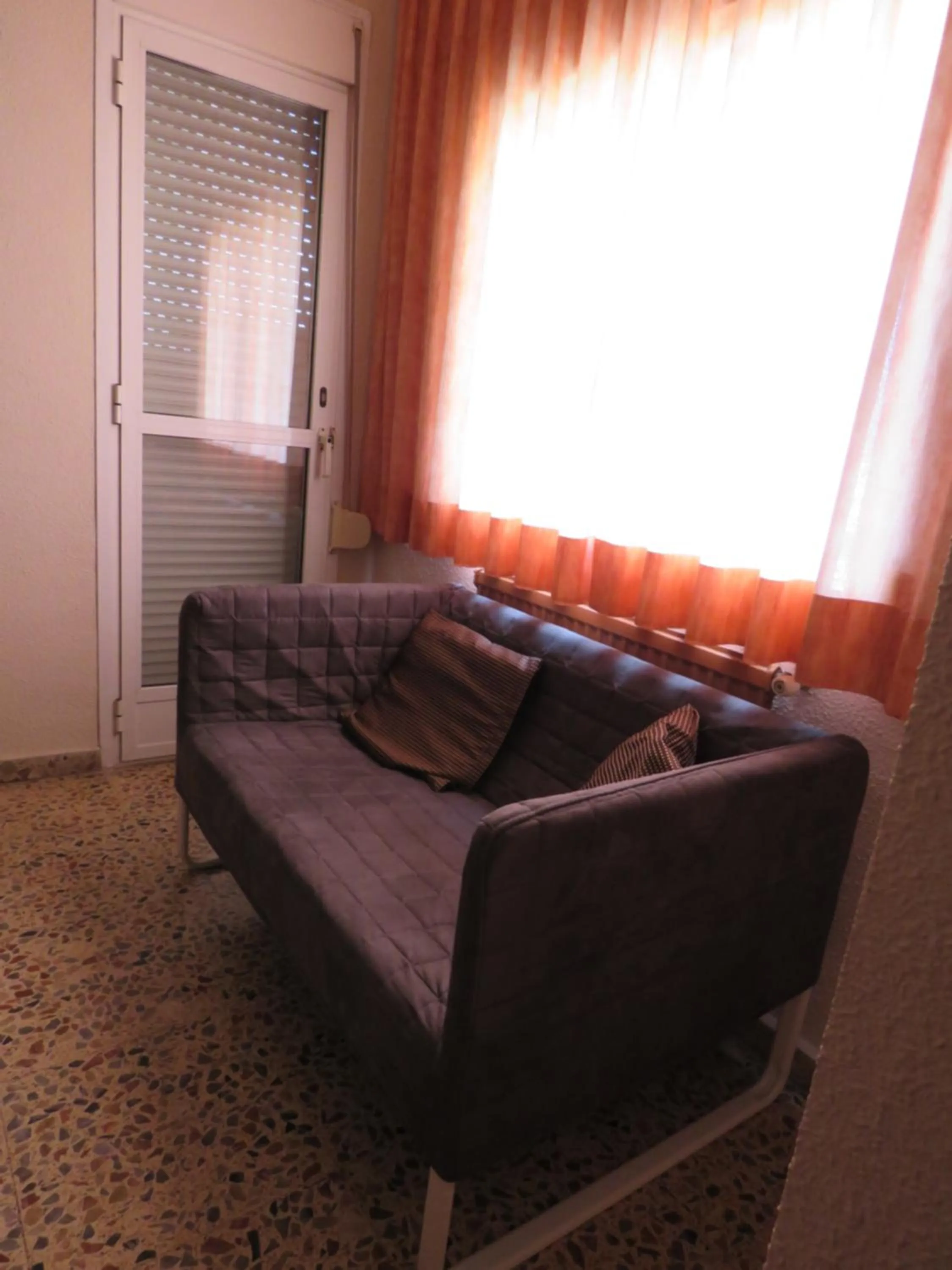 Photo of the whole room in Hotel Alain