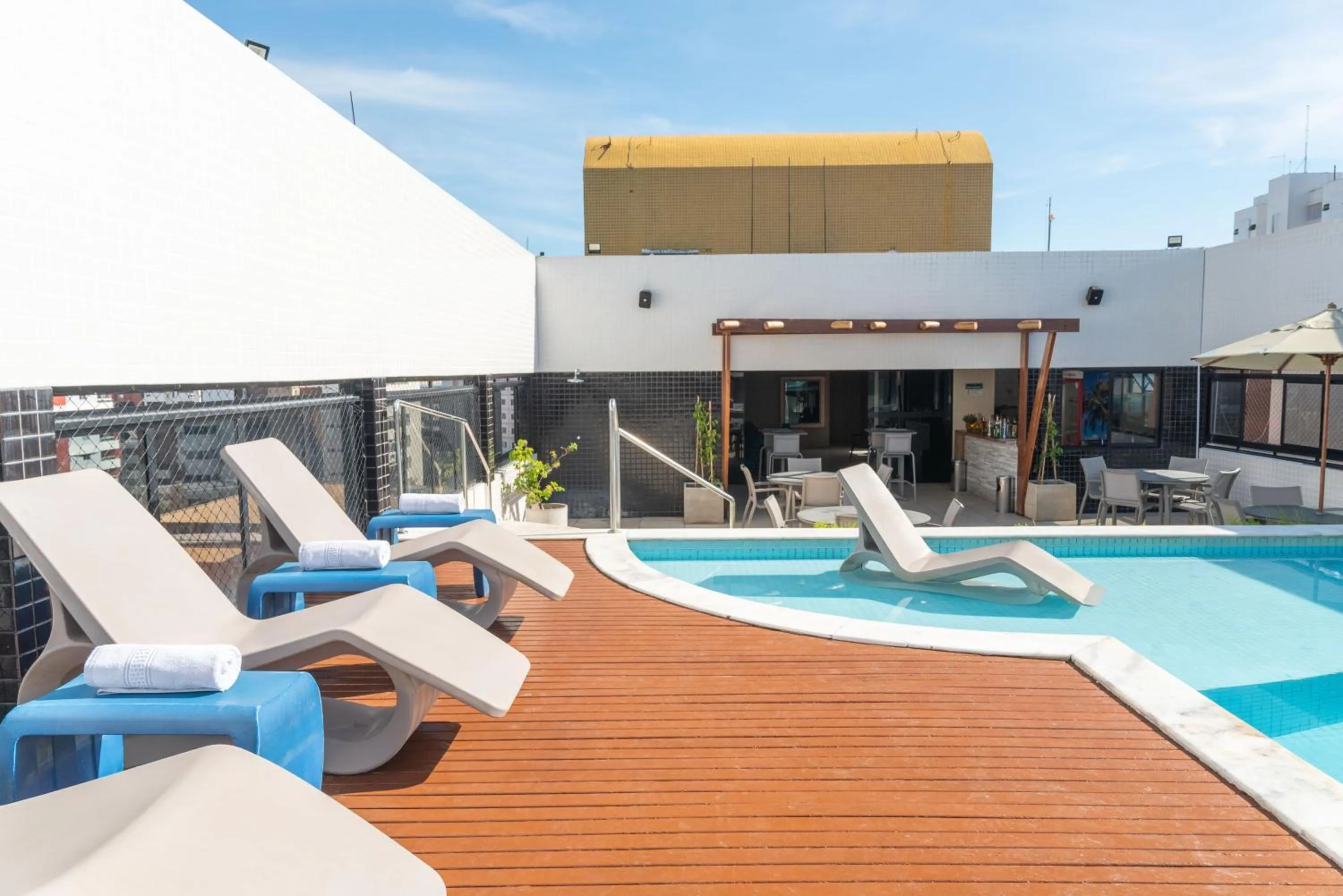 Patio in Palms Ponta Verde by Tropicalis