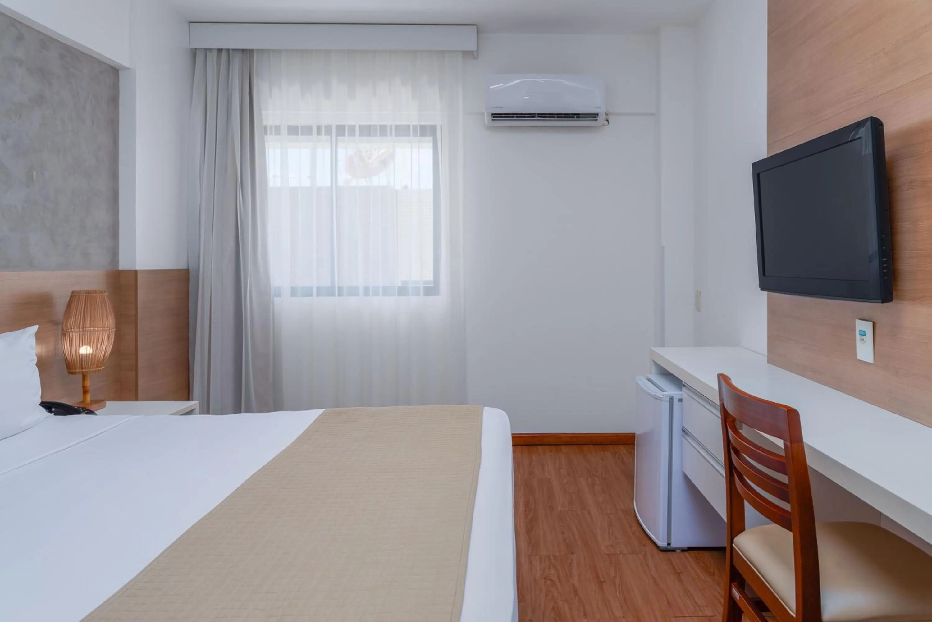 Bed in Palms Ponta Verde by Tropicalis