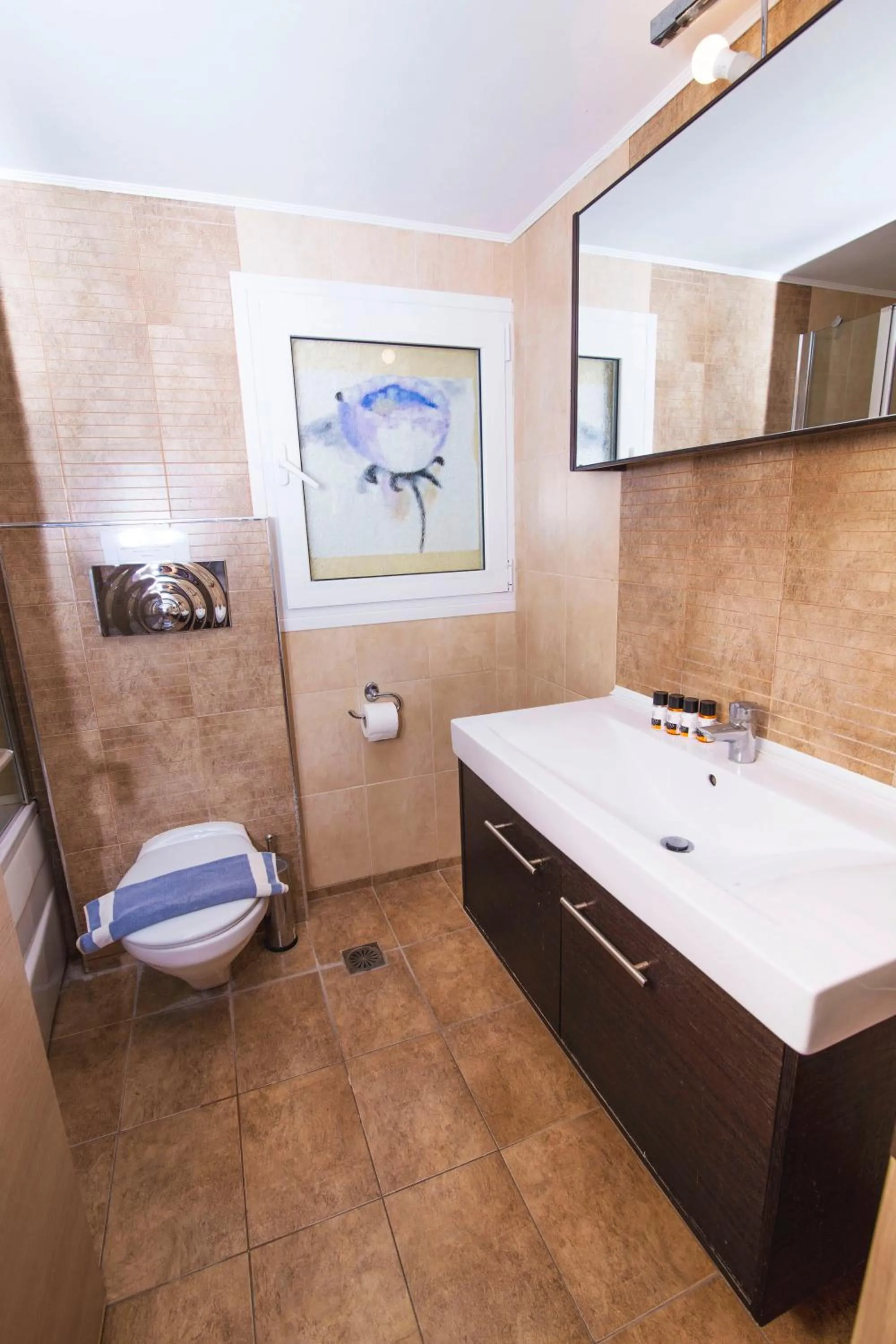 Bathroom in Hotel Grand Nefeli