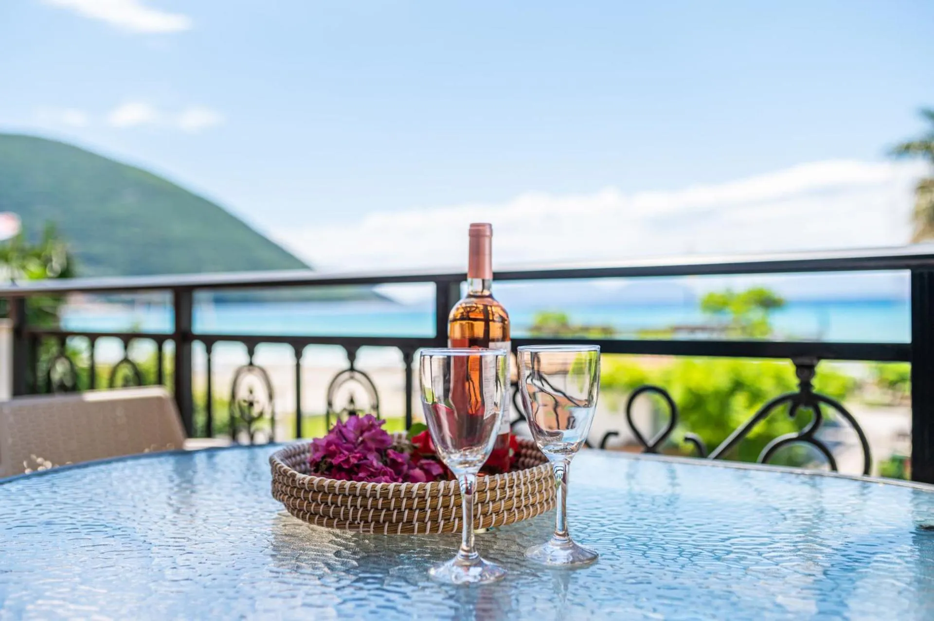 Balcony/Terrace in Hotel Grand Nefeli