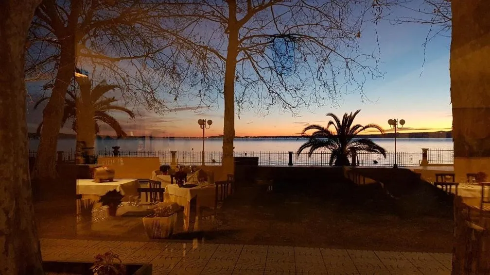 Restaurant/places to eat in Hotel Eden Sul Lago