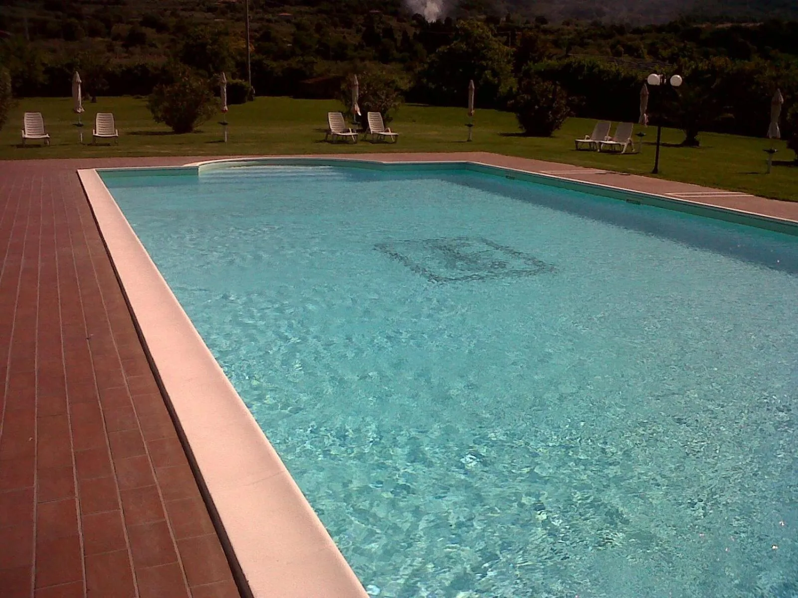 Swimming pool in Hotel Eden Sul Lago
