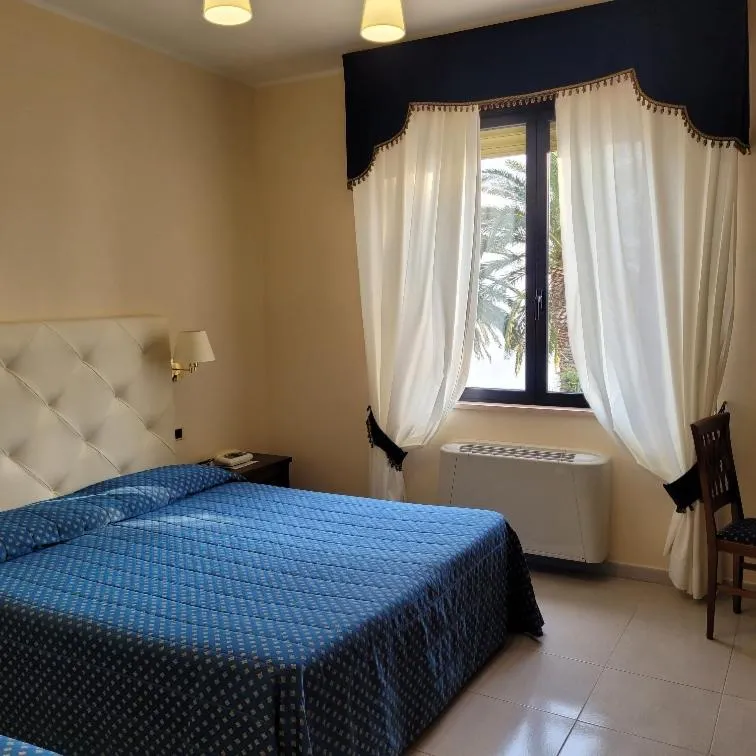 Bed in Hotel Eden Sul Lago