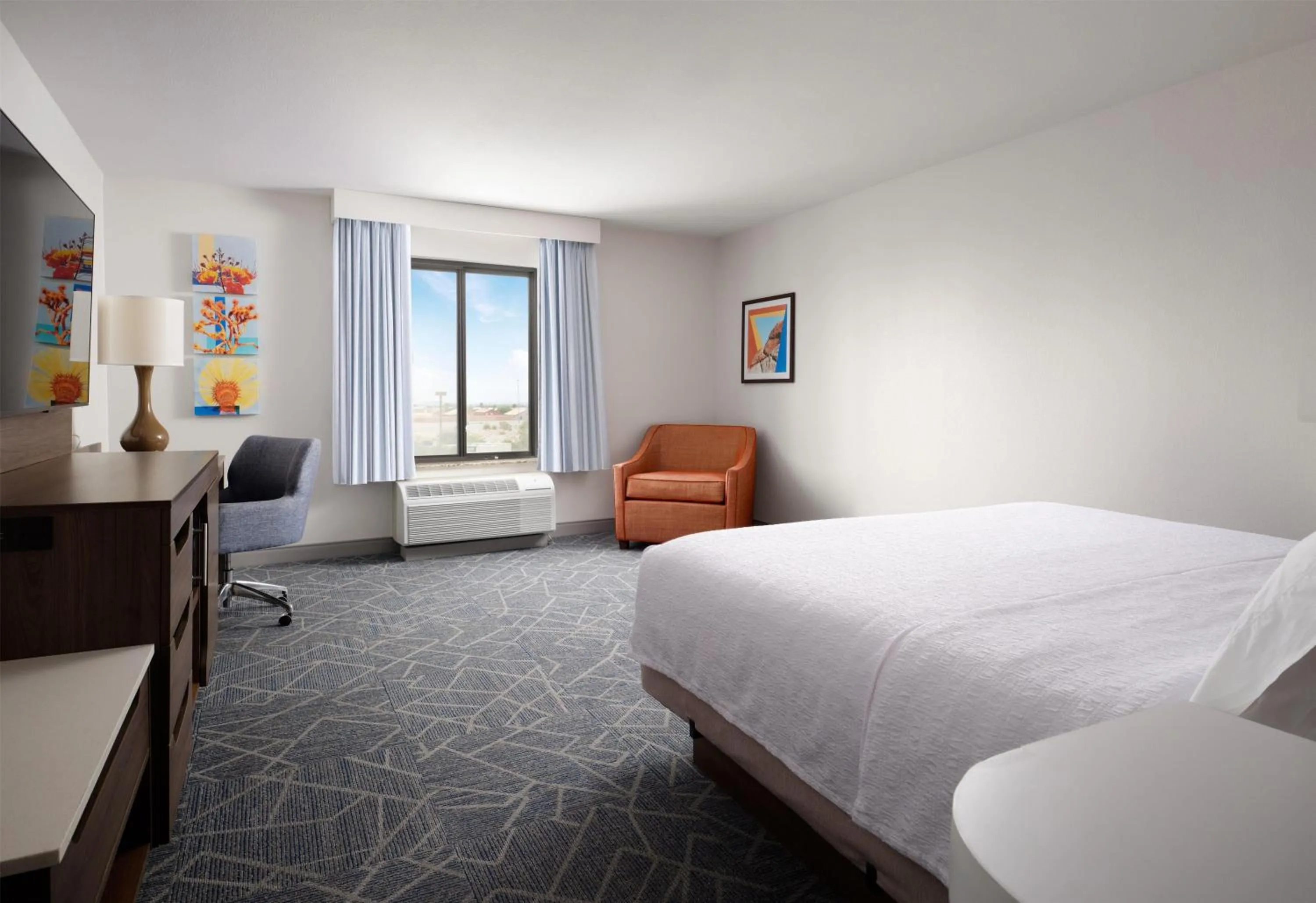 Living room, Bed in Hampton Inn & Suites Las Vegas-Red Rock/Summerlin