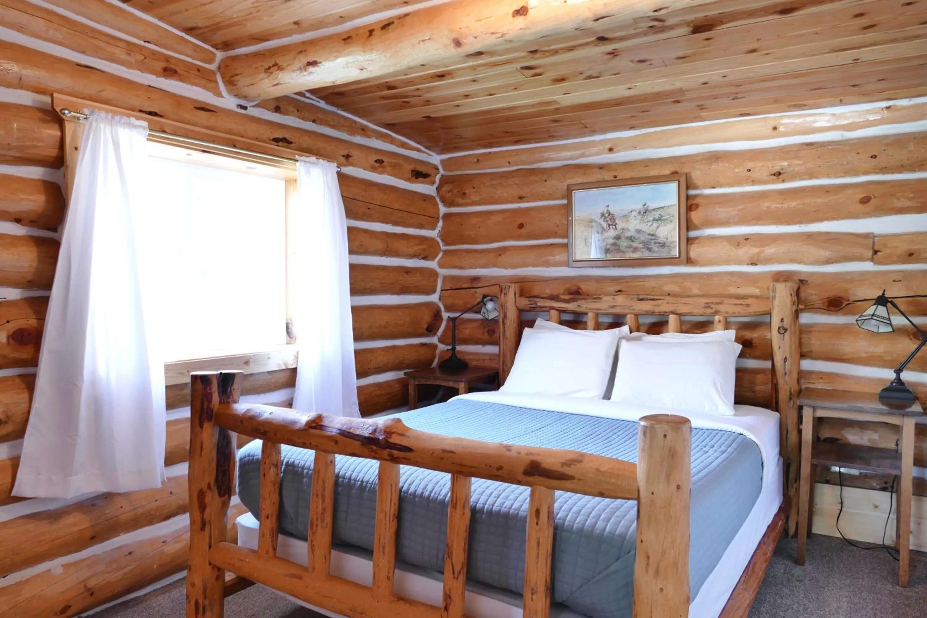 Bed in Trail Shop Inn