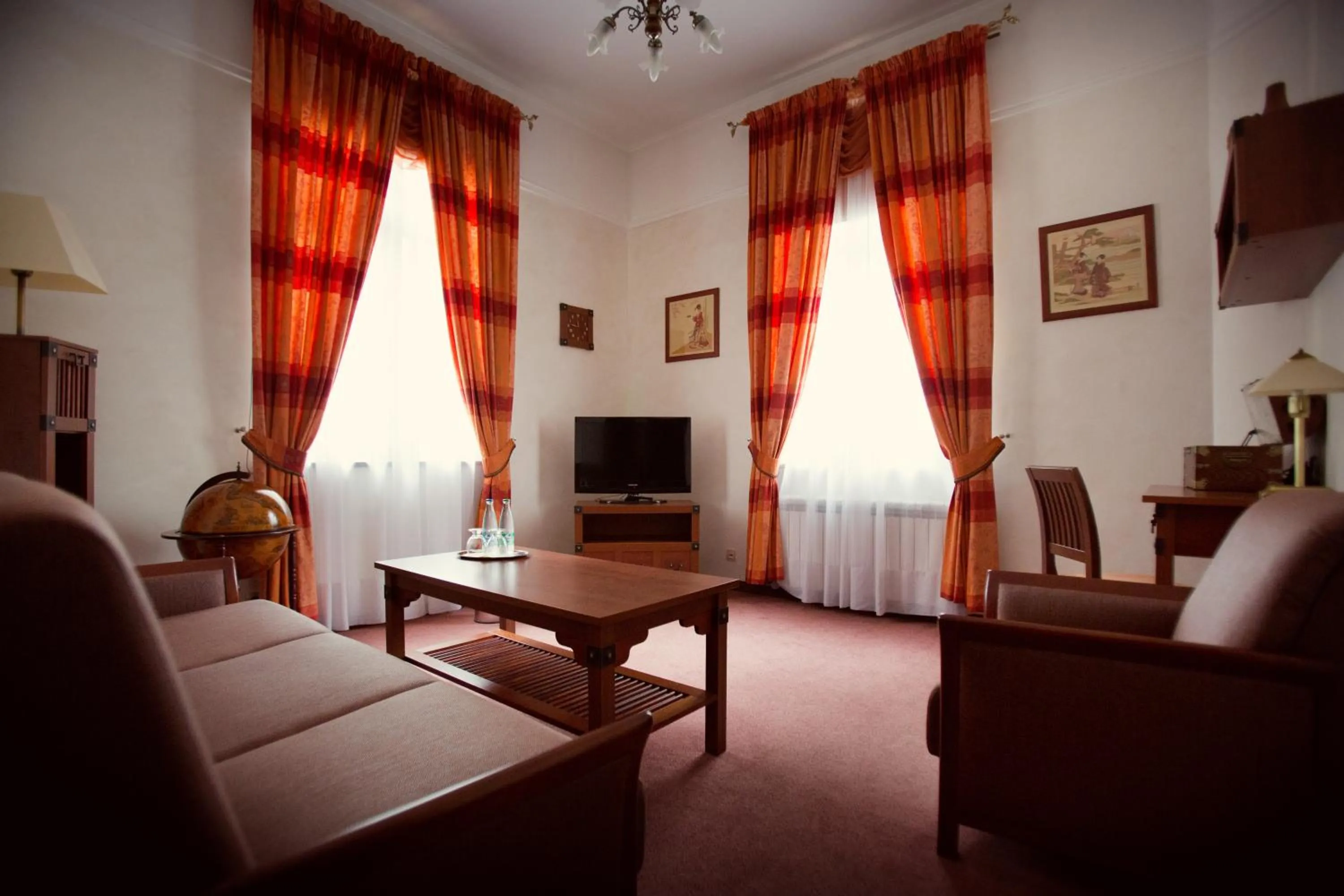 TV and multimedia in Kompleks Dąbrówka