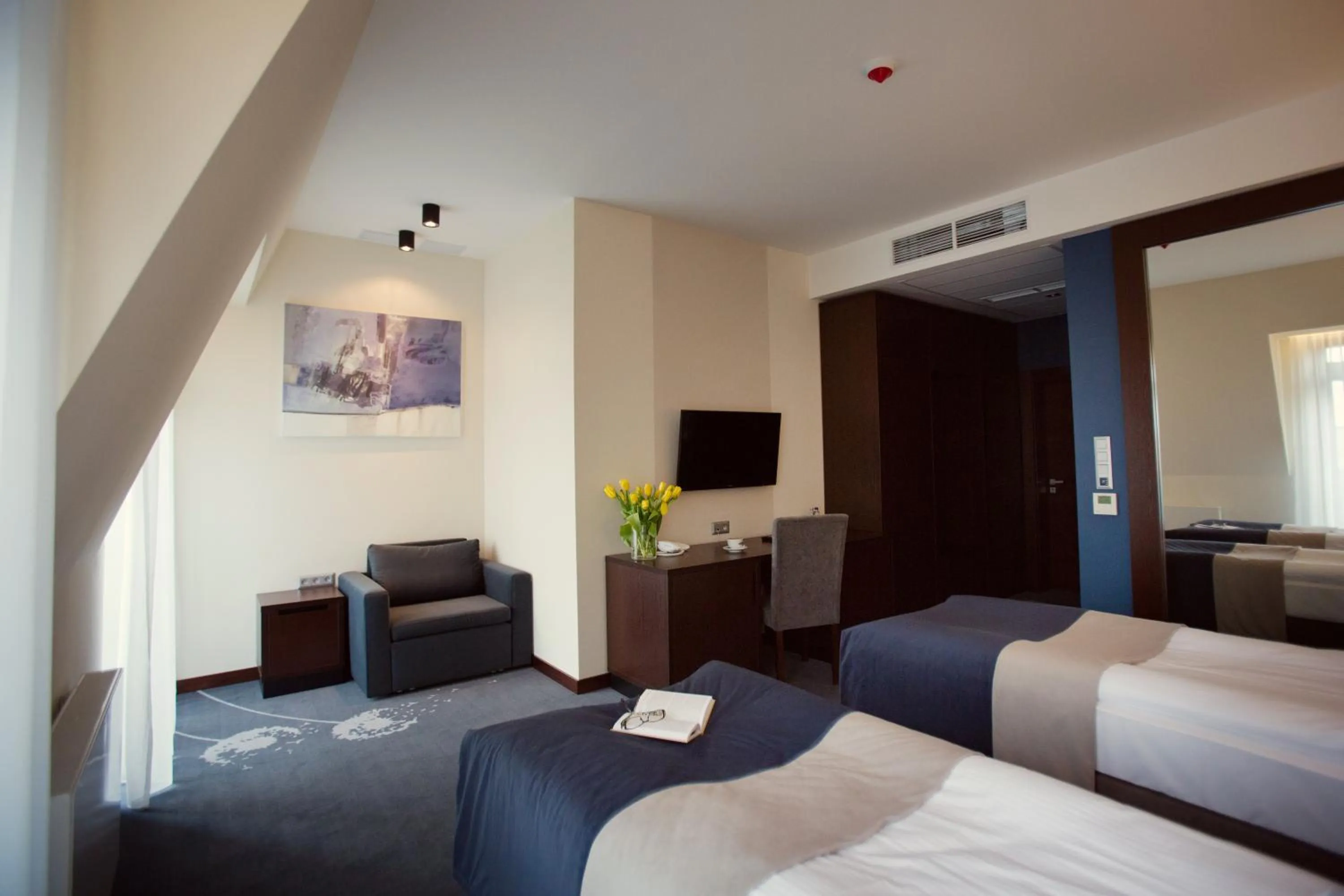 TV and multimedia in Kompleks Dąbrówka