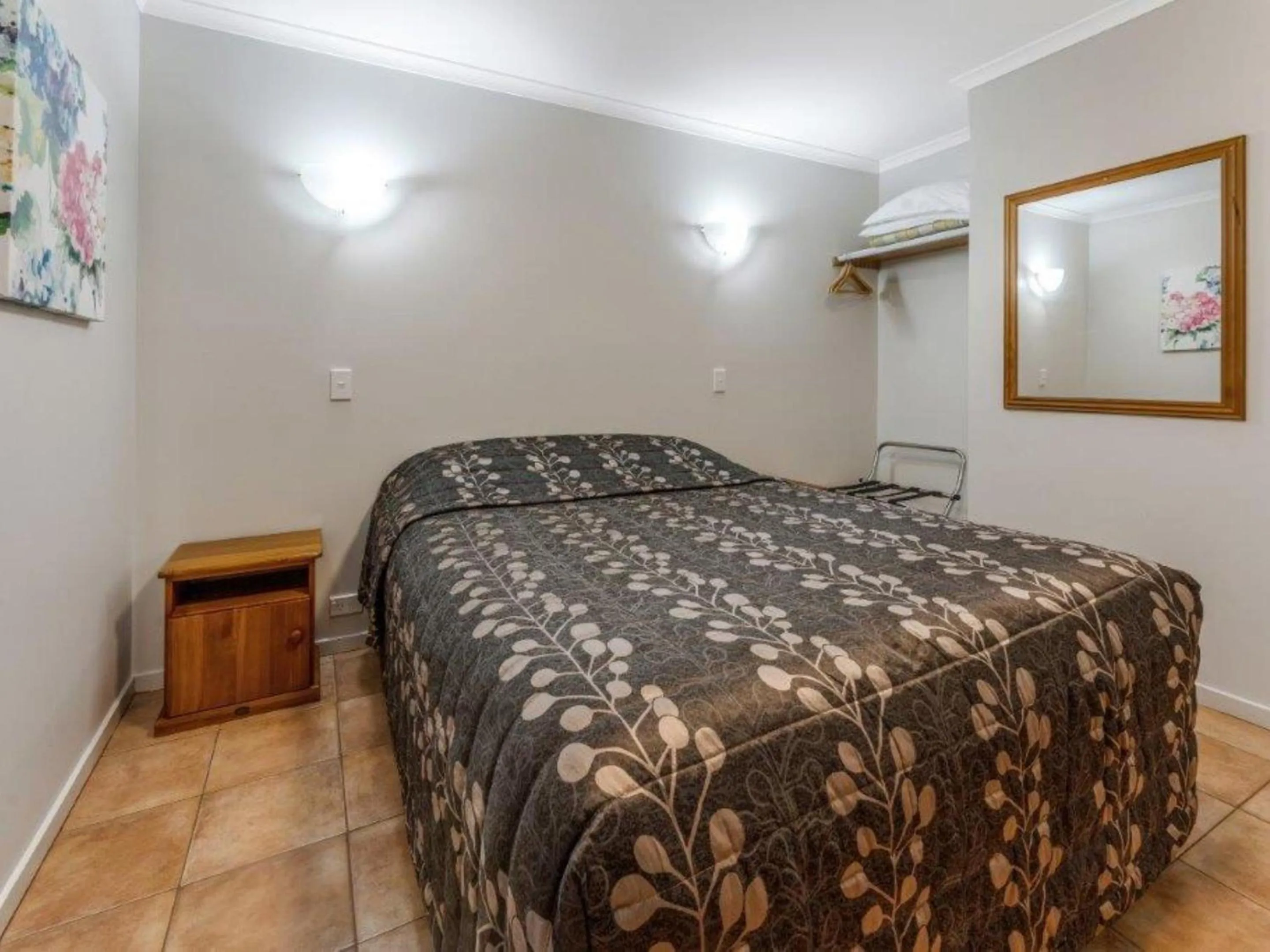 Bedroom, Bed in Cottage Park Thermal Motel