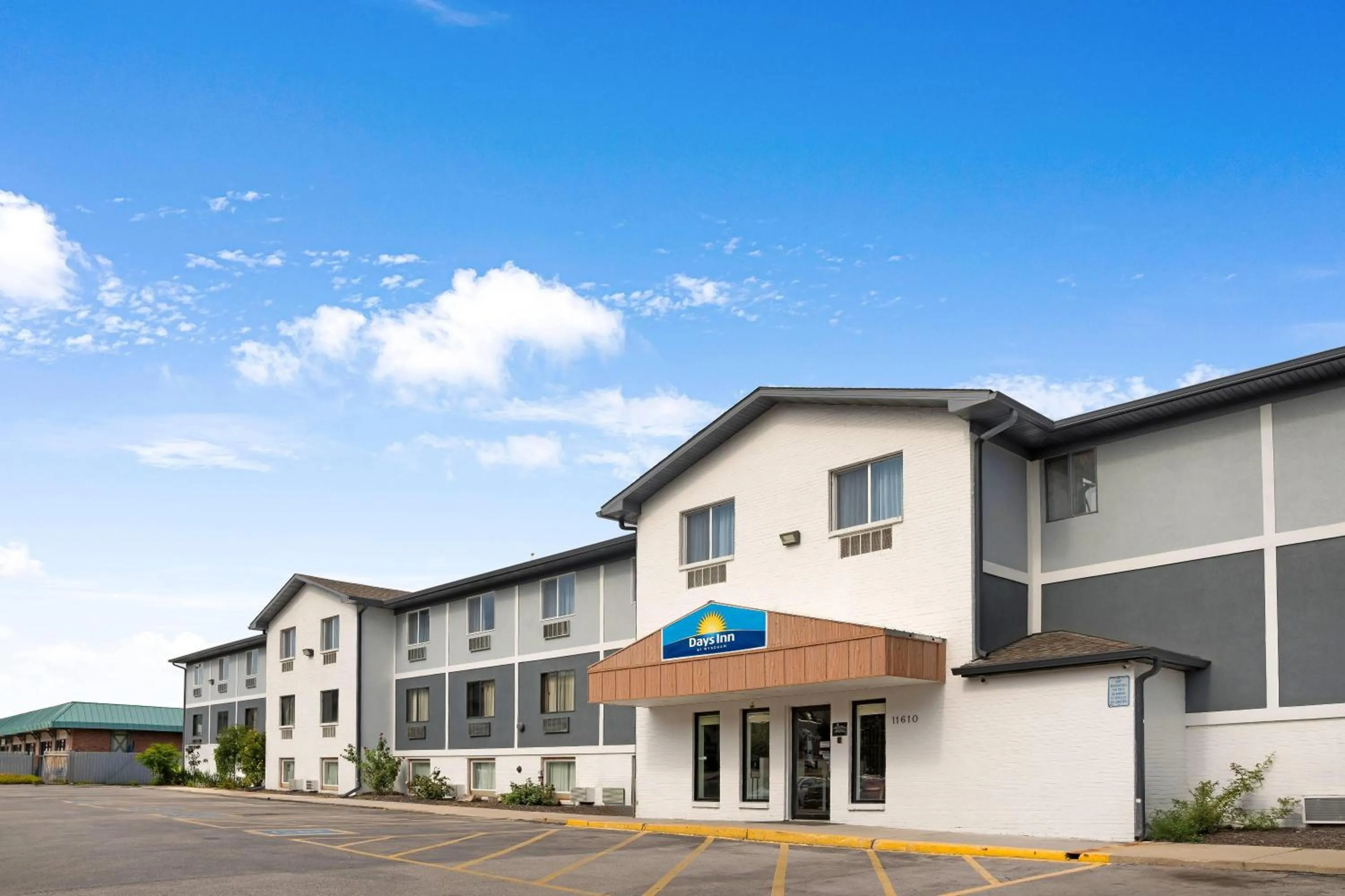 Property building in Days Inn by Wyndham Omaha - West Dodge