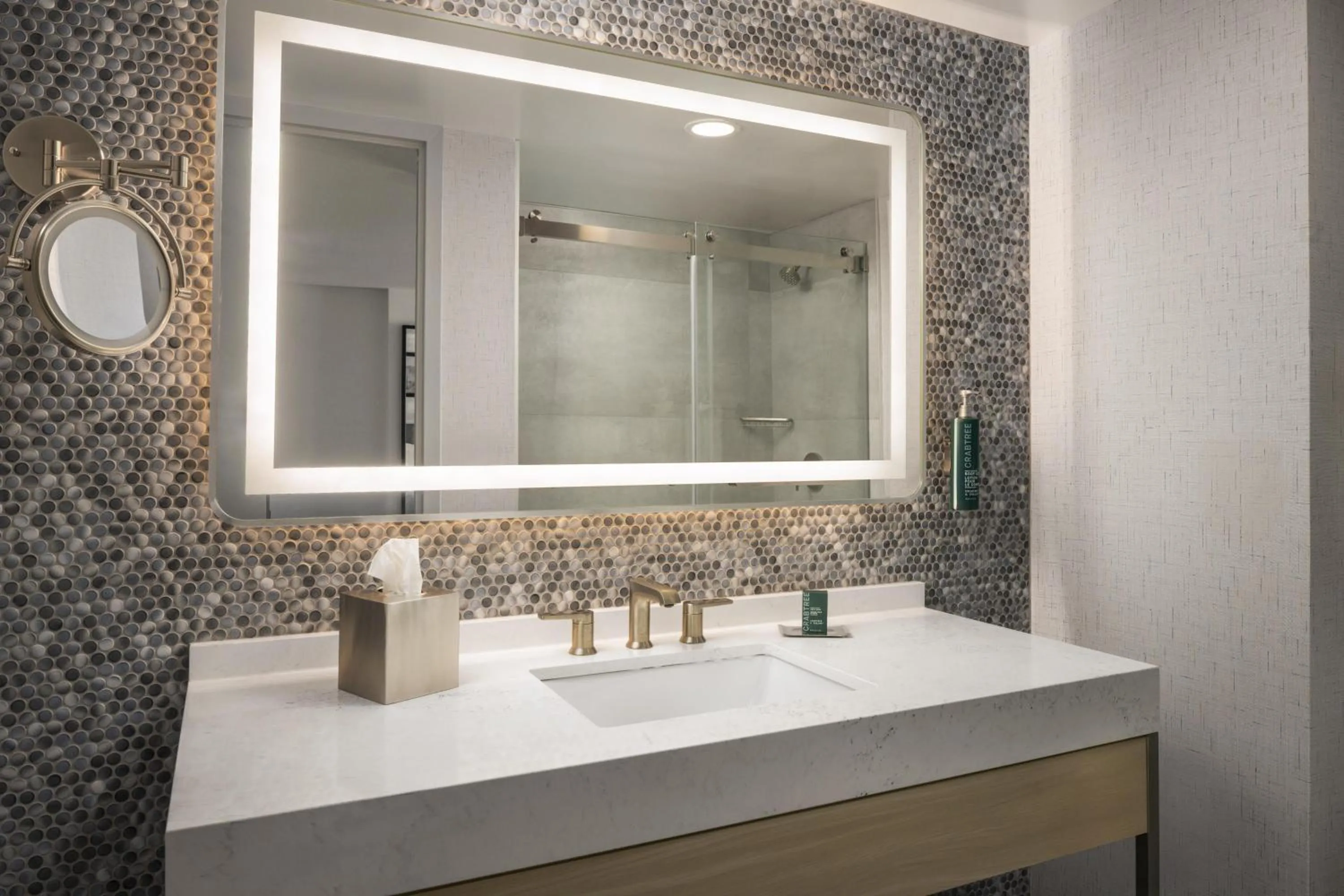 Bathroom in DoubleTree by Hilton Fort Lee/George Washington Bridge