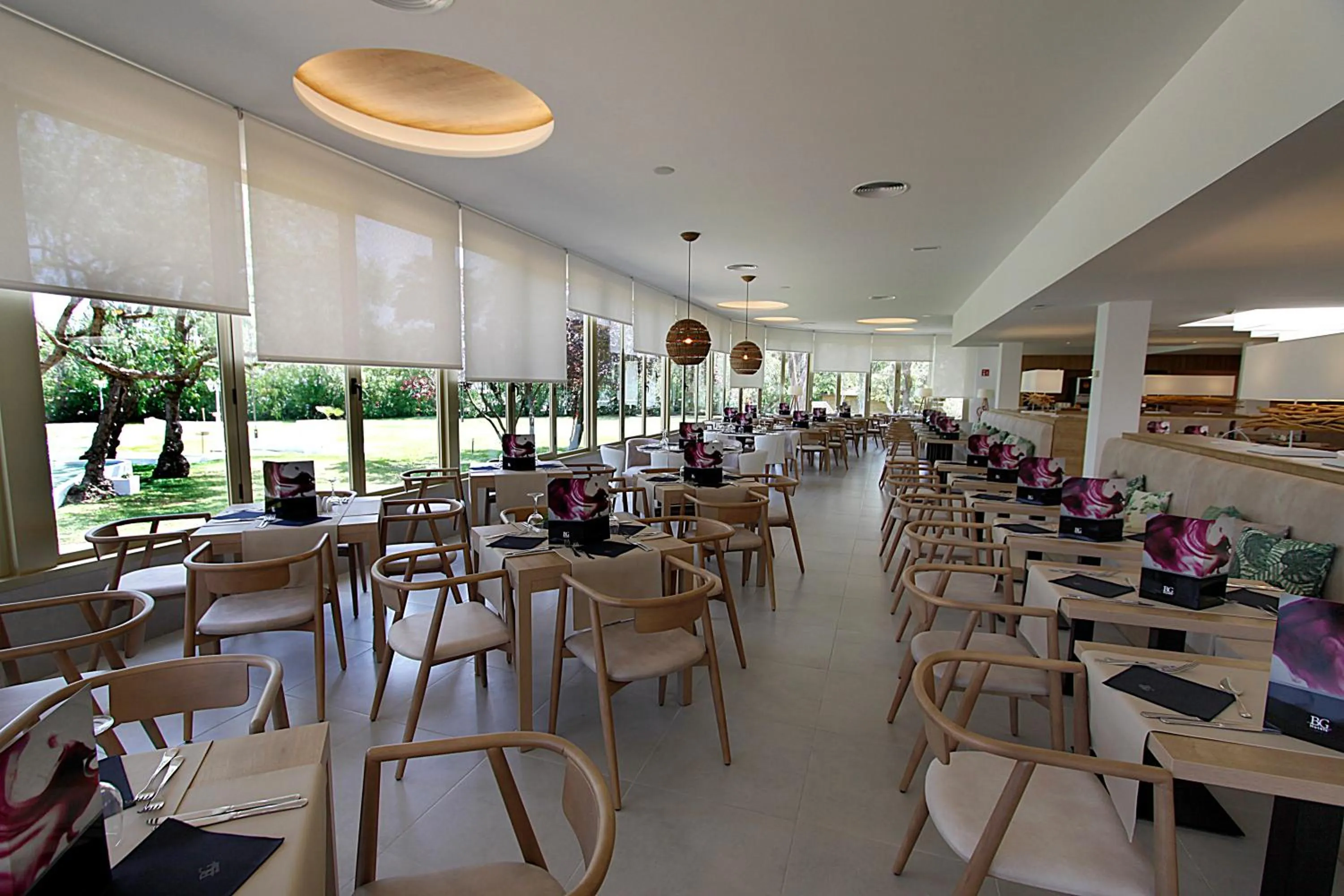 Restaurant/places to eat in BG Rei del Mediterrani