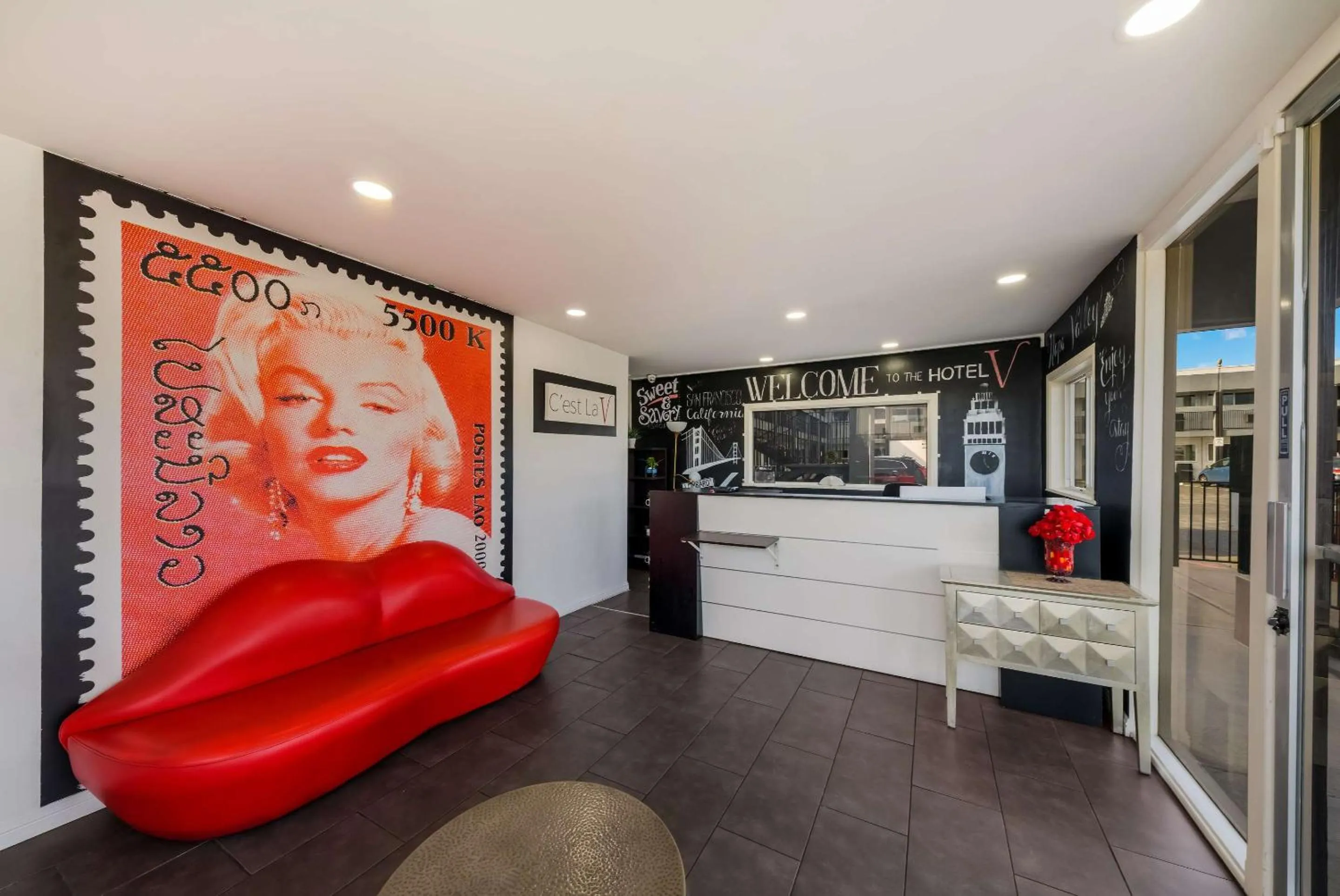 Lobby or reception in Rodeway Inn South San Francisco Airport