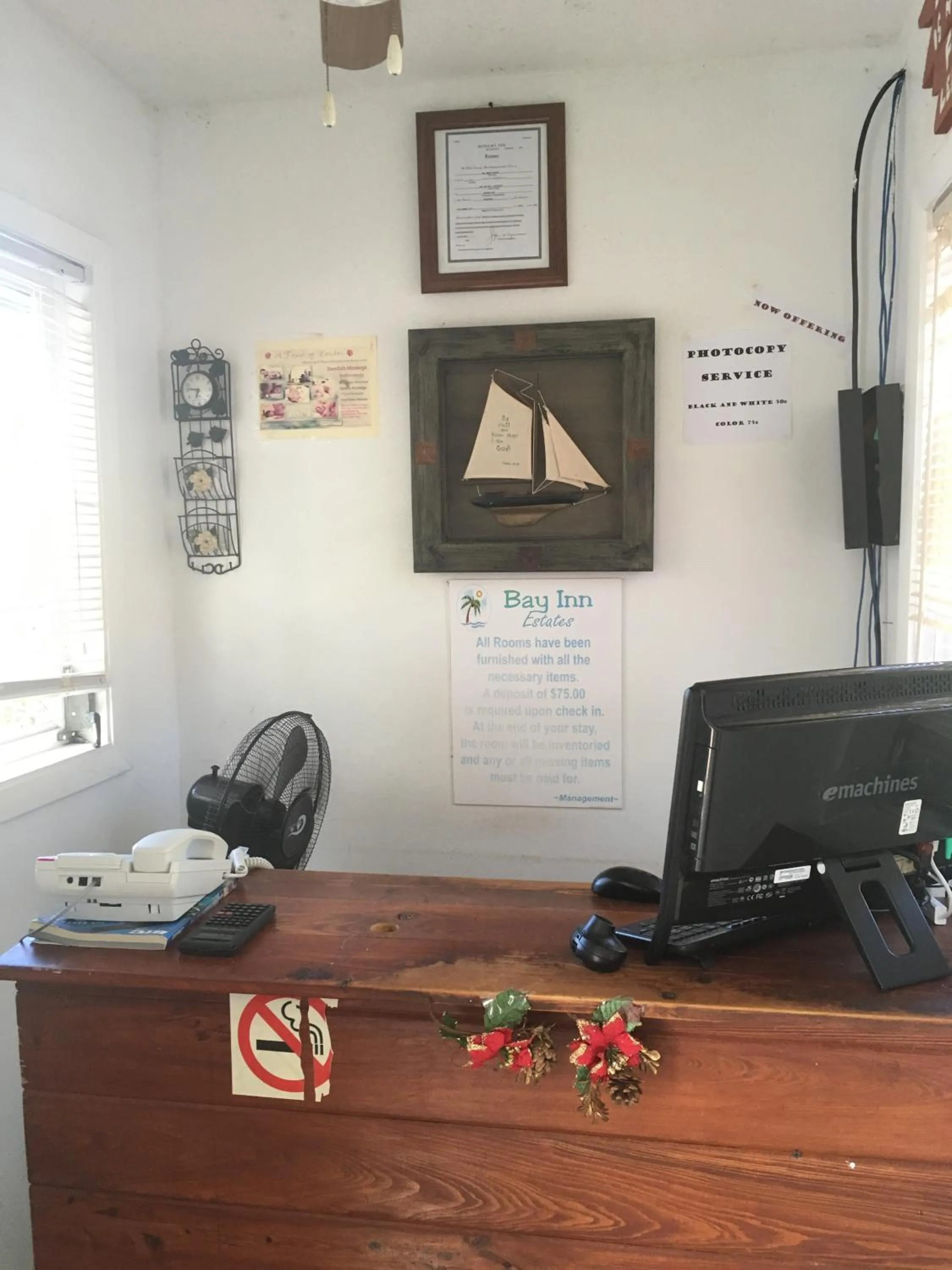 Lobby or reception in Bay Inn Estates