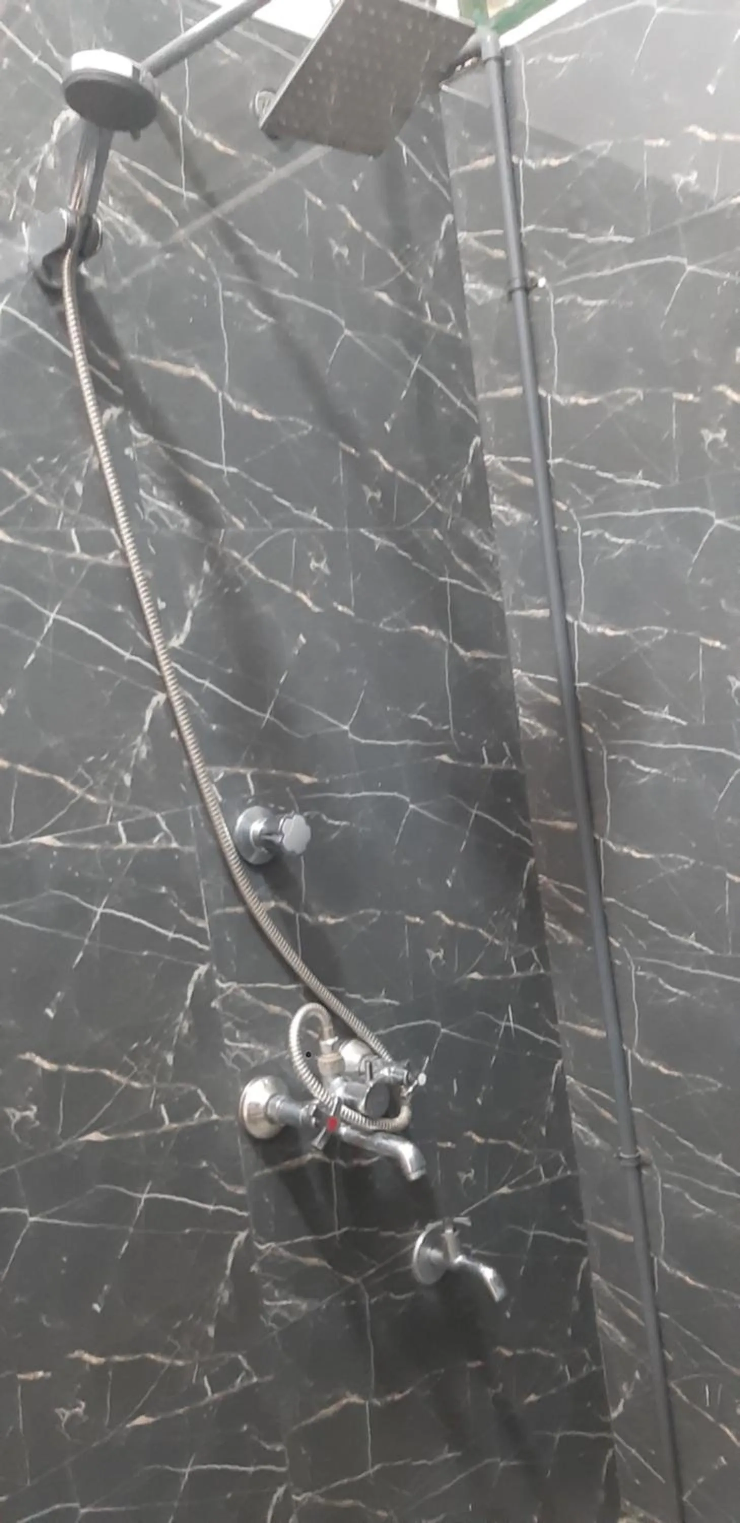 Shower in Butterfly Homestead Hotel