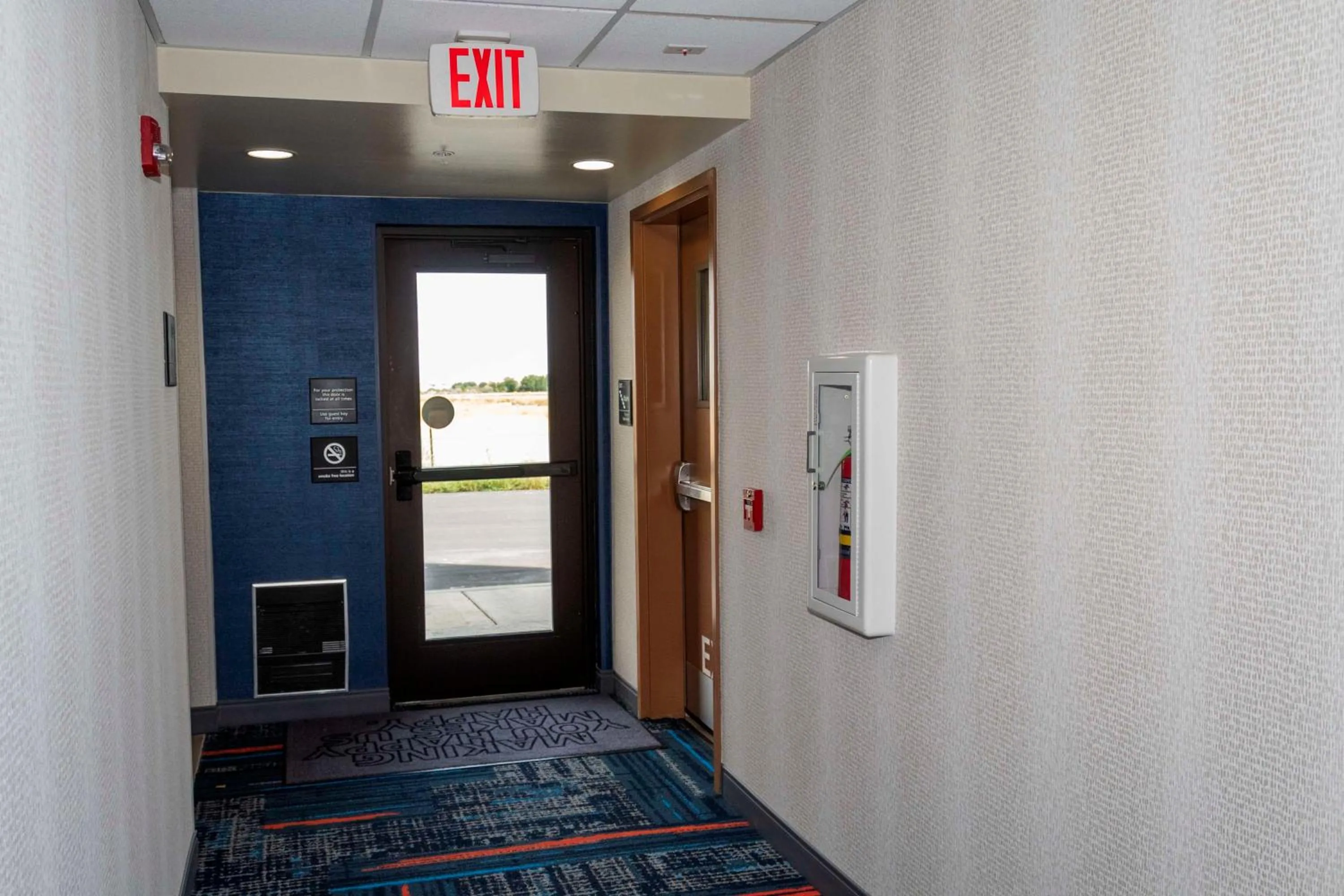 Lobby or reception in Hampton Inn & Suites Riverton
