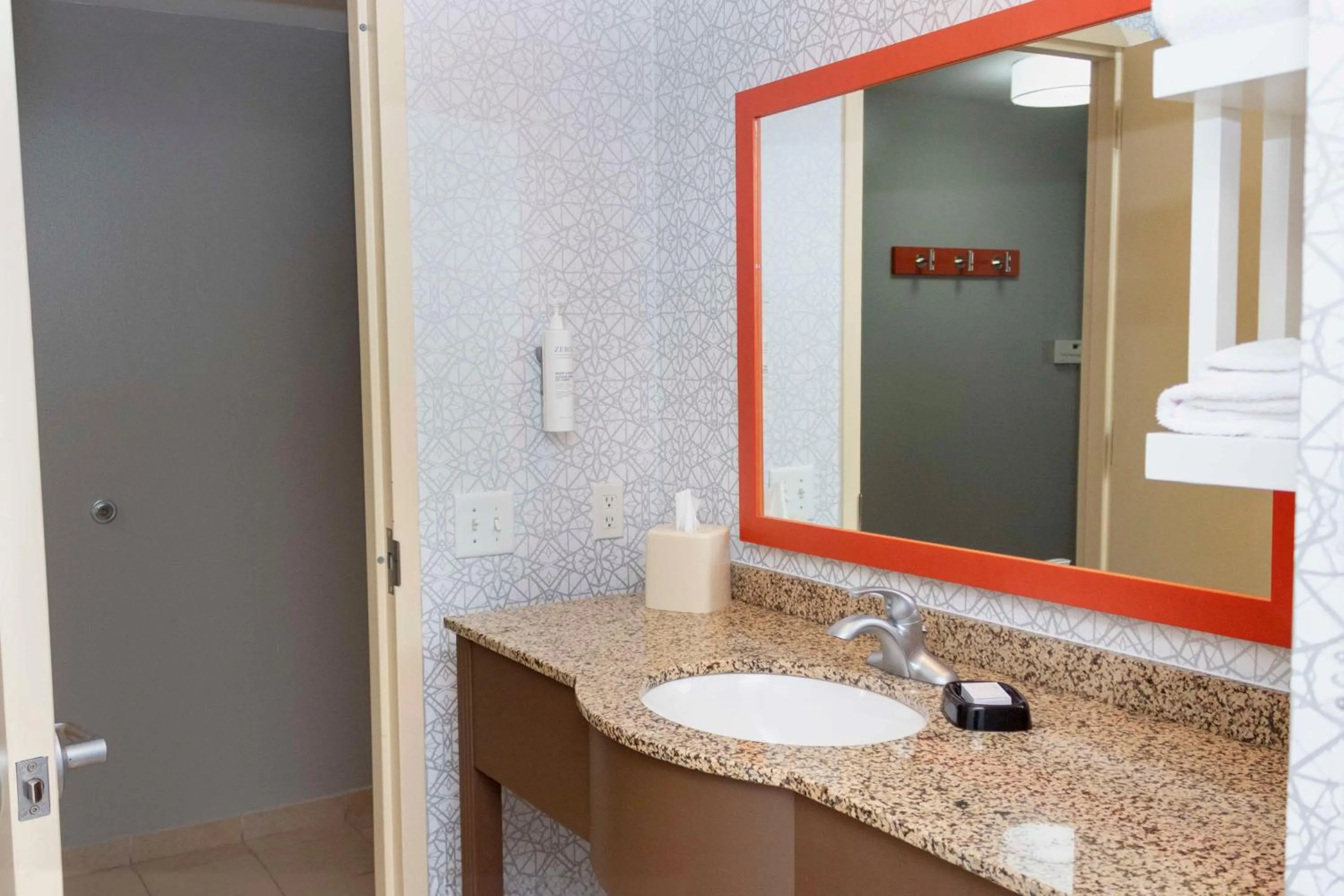 Bathroom in Hampton Inn & Suites Riverton