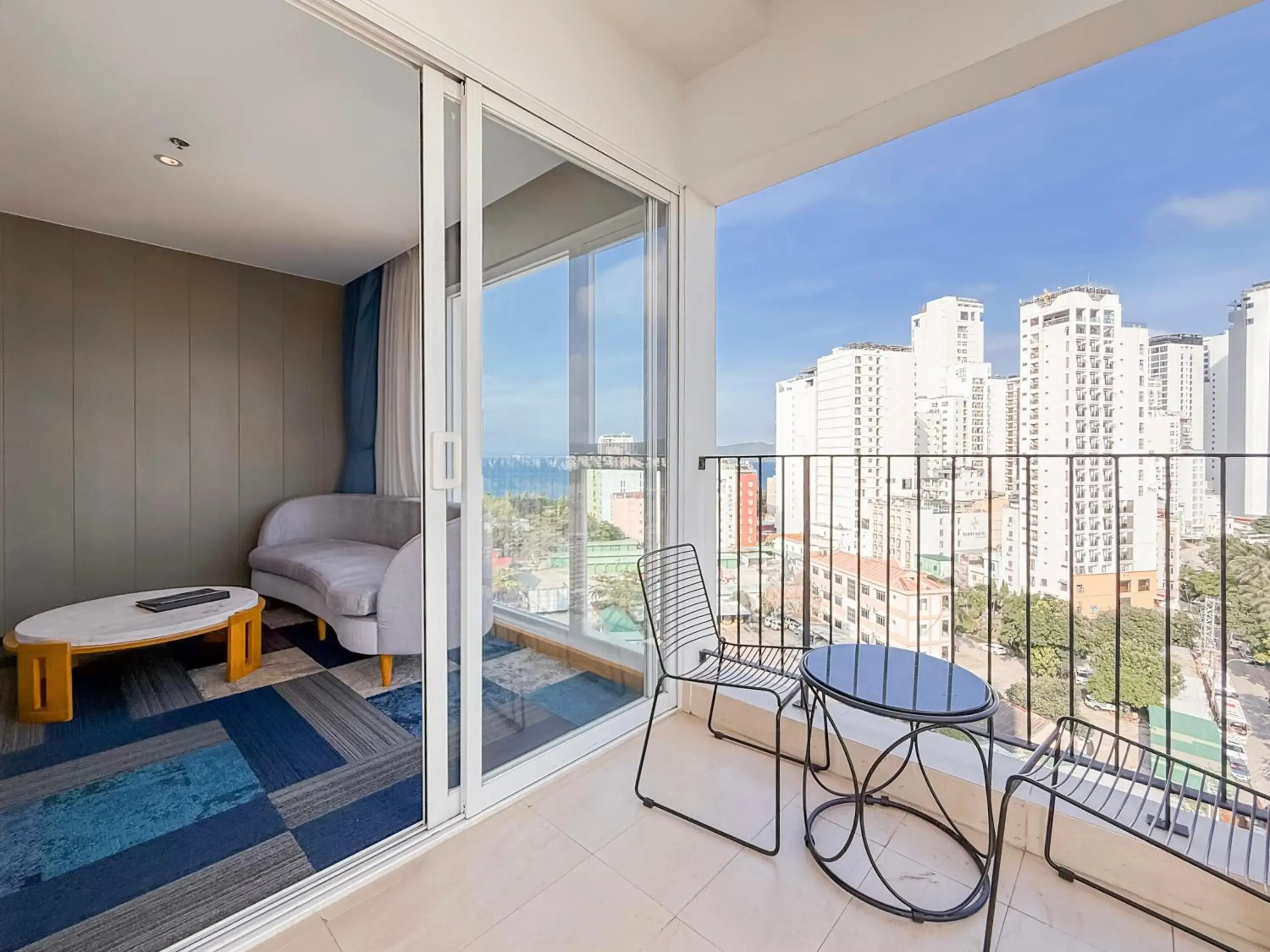 Suite with Balcony in Quinter Central Nha Trang Suite with Balcony in Quinter Central Nha Trang