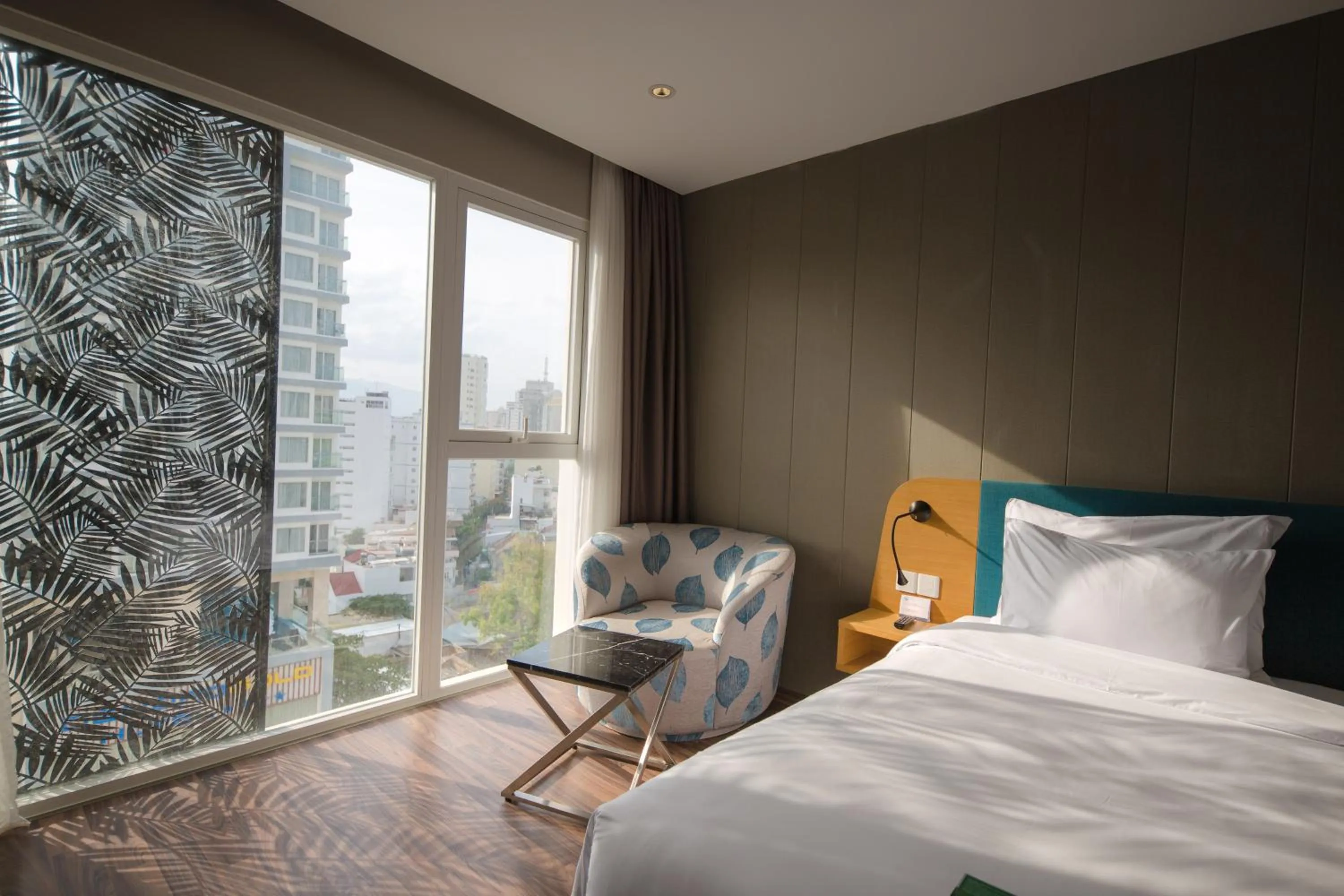 Restaurant/places to eat, Bed in Quinter Central Nha Trang