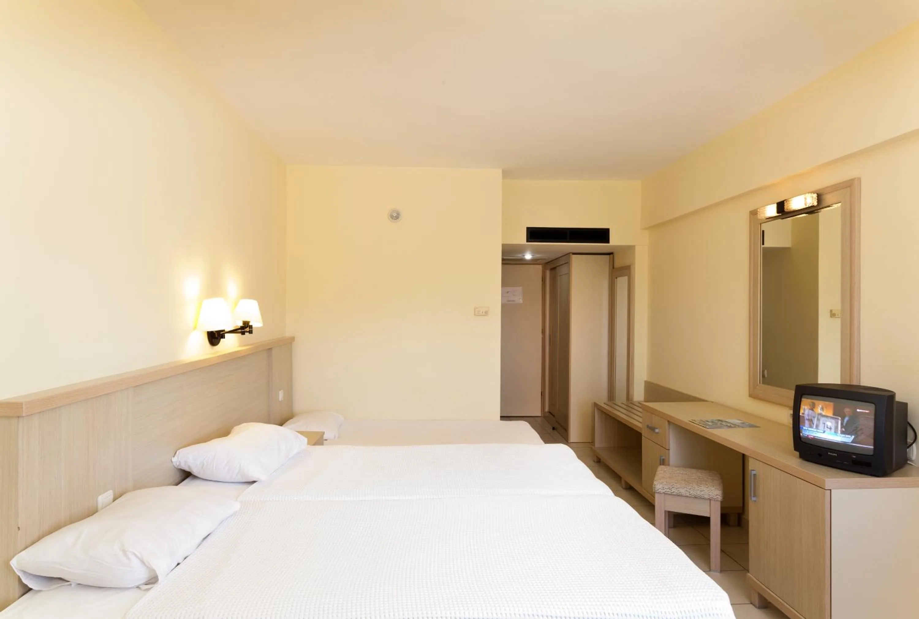 Bedroom in Sural Garden Hotel