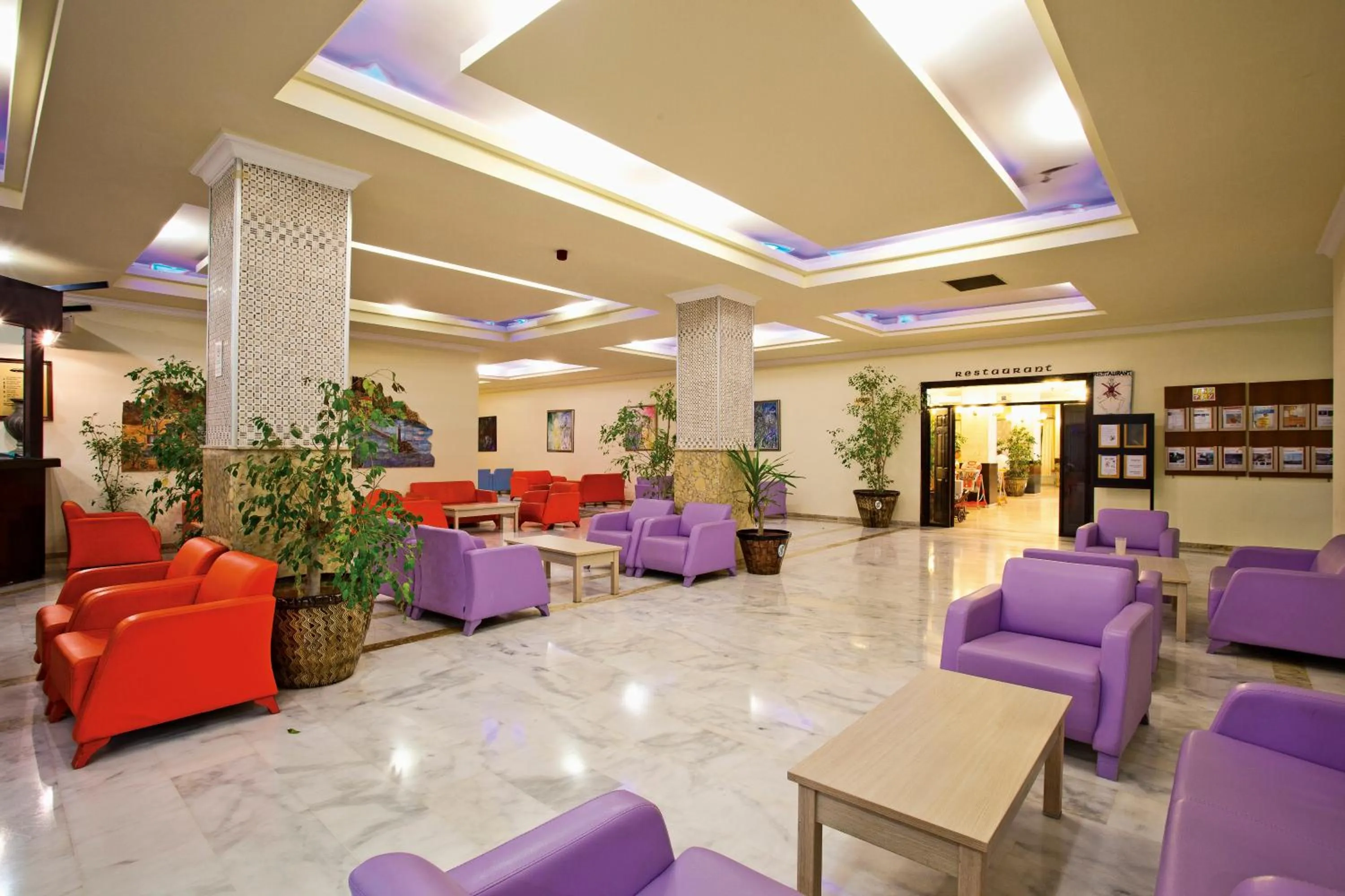 Lobby or reception in Sural Garden Hotel