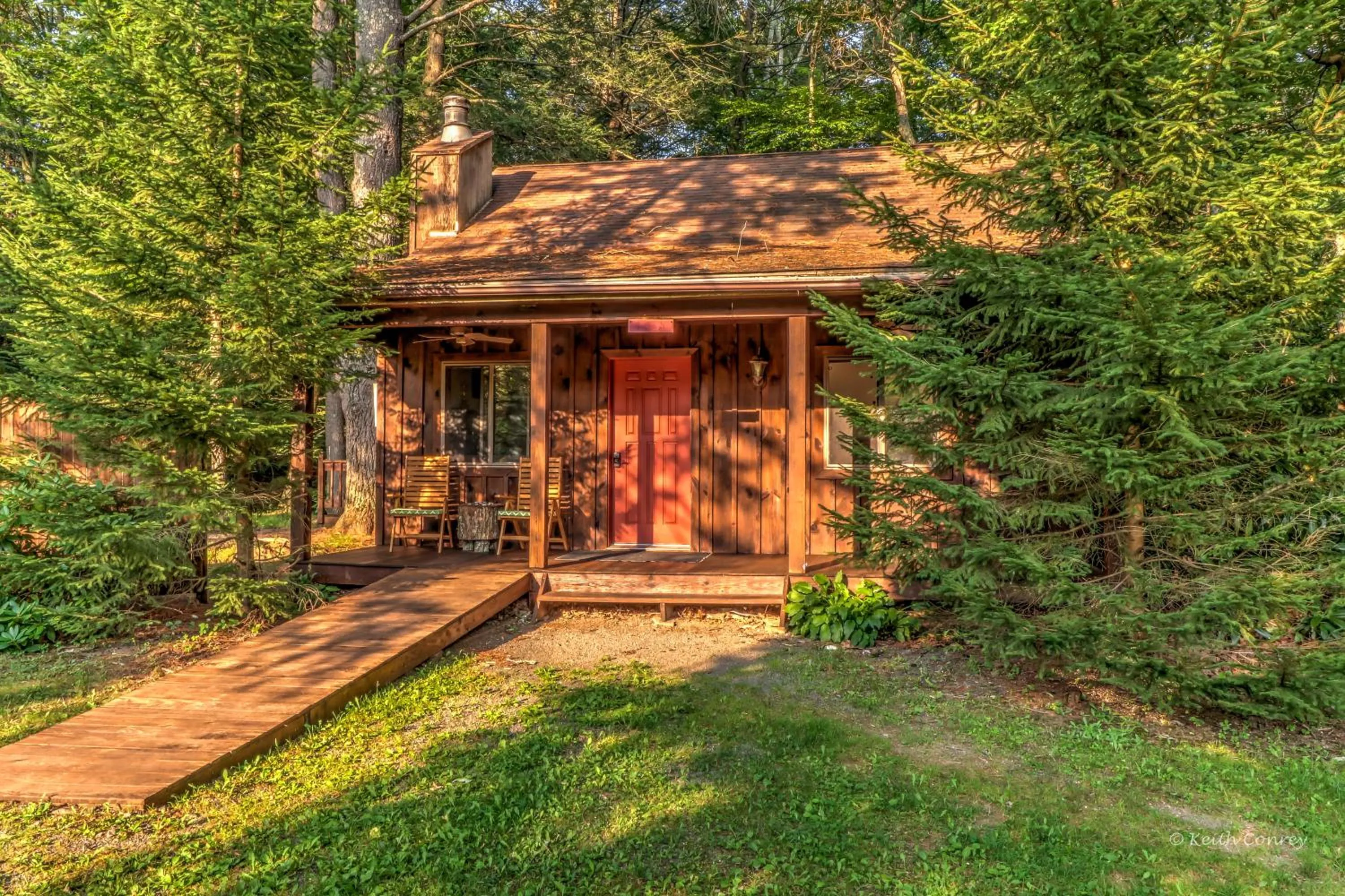 Property building in Magnolia Streamside Resort