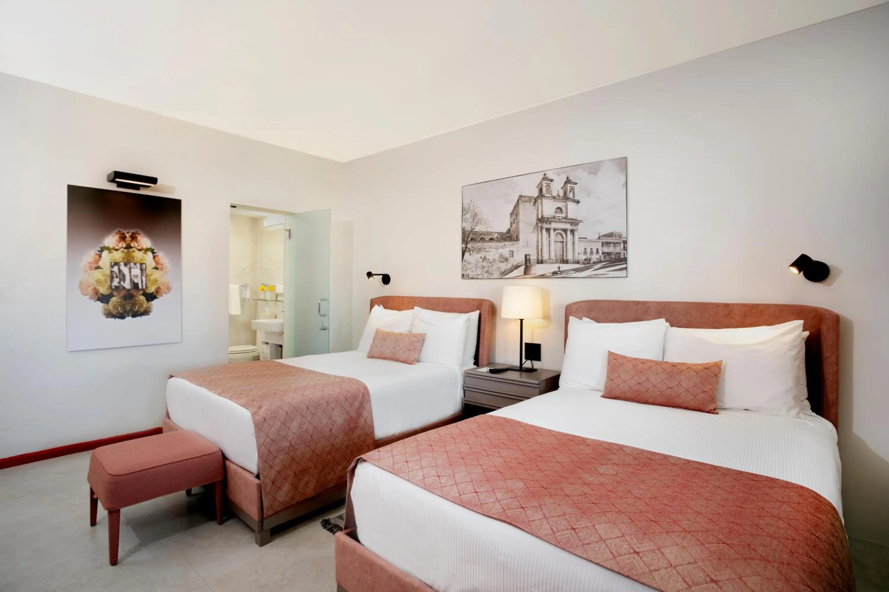 Photo of the whole room, Bed in Hotel El Convento