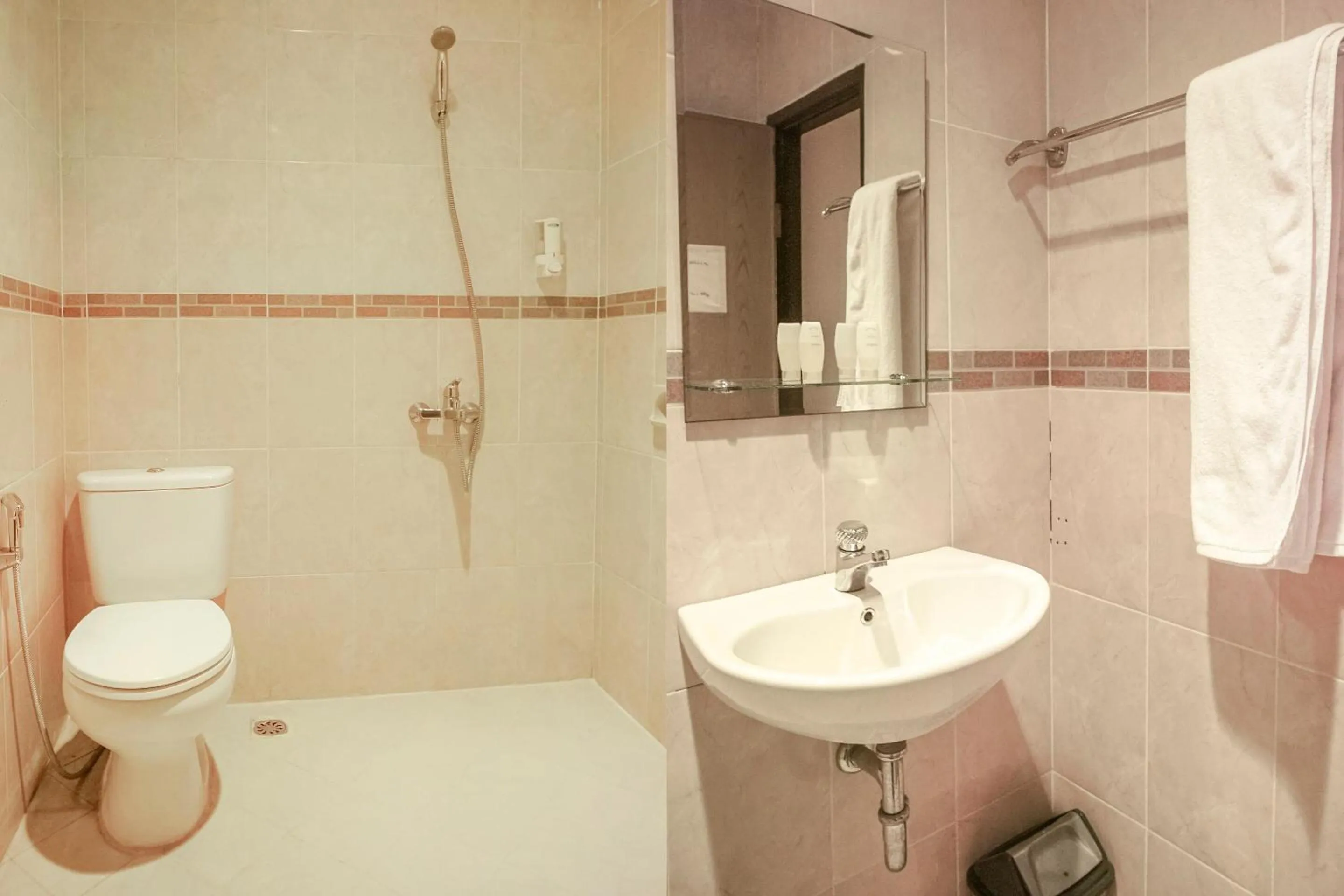 Bedroom in Capital O 142 Hotel Al Furqon Syariah